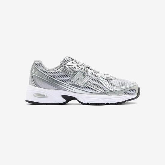 New Balance 740