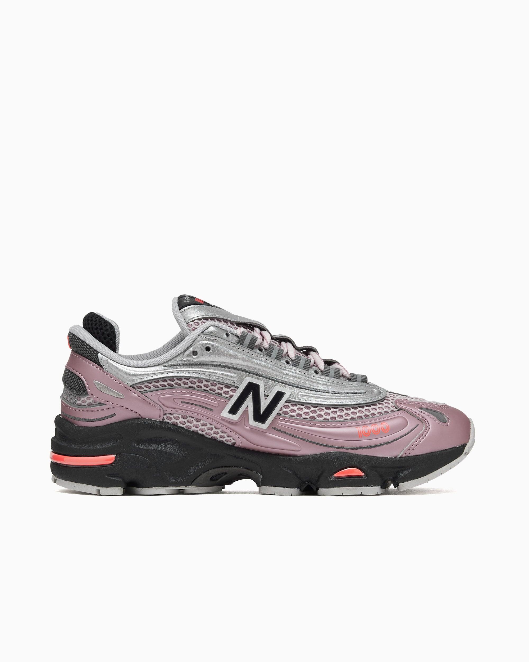 NEW BALANCE picture