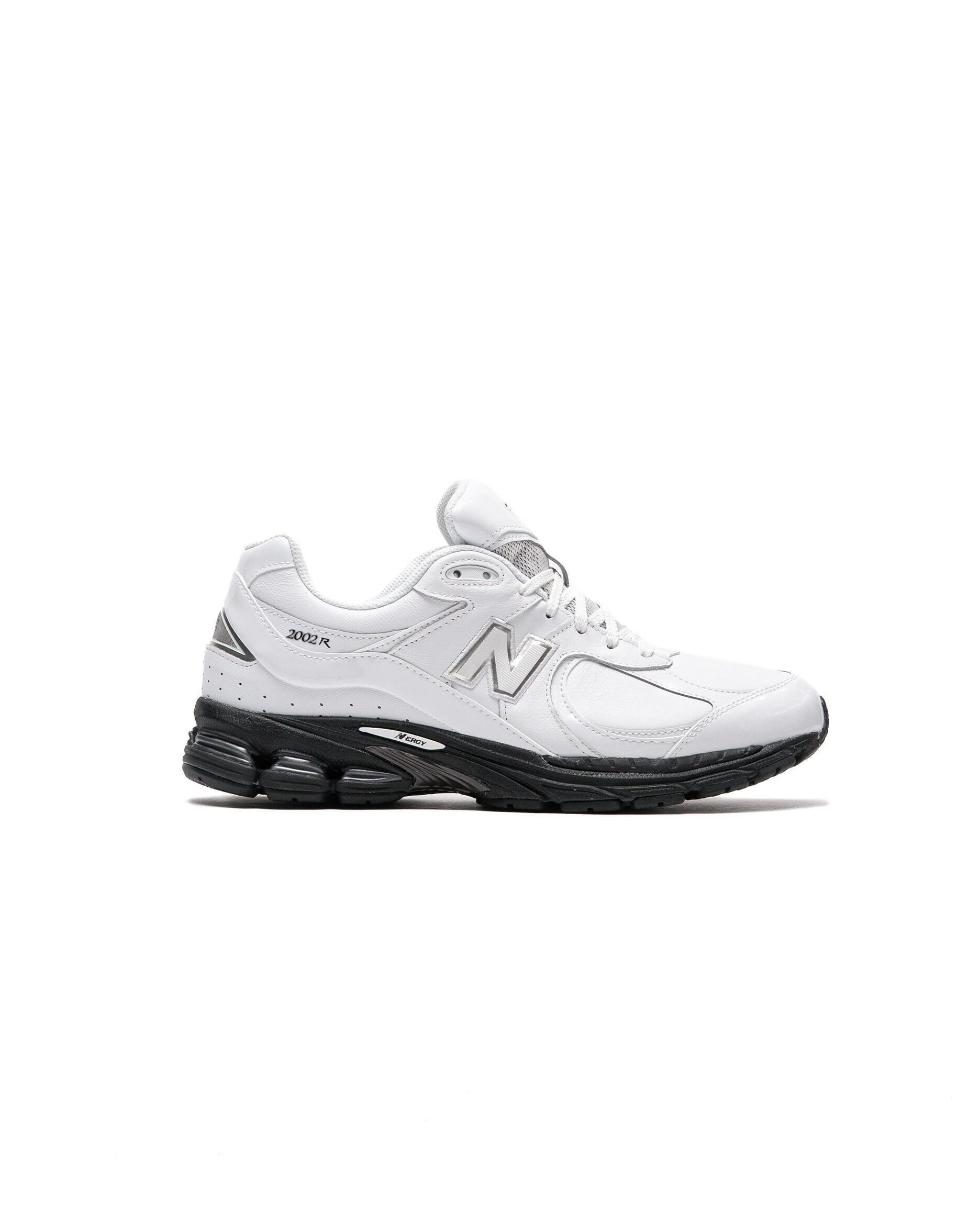 NEW BALANCE picture