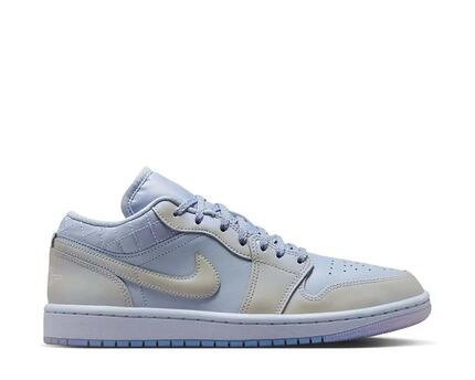 Baskets Jordan modèle Air Jordan 1 Low SE W "Pearlized" pour femmes