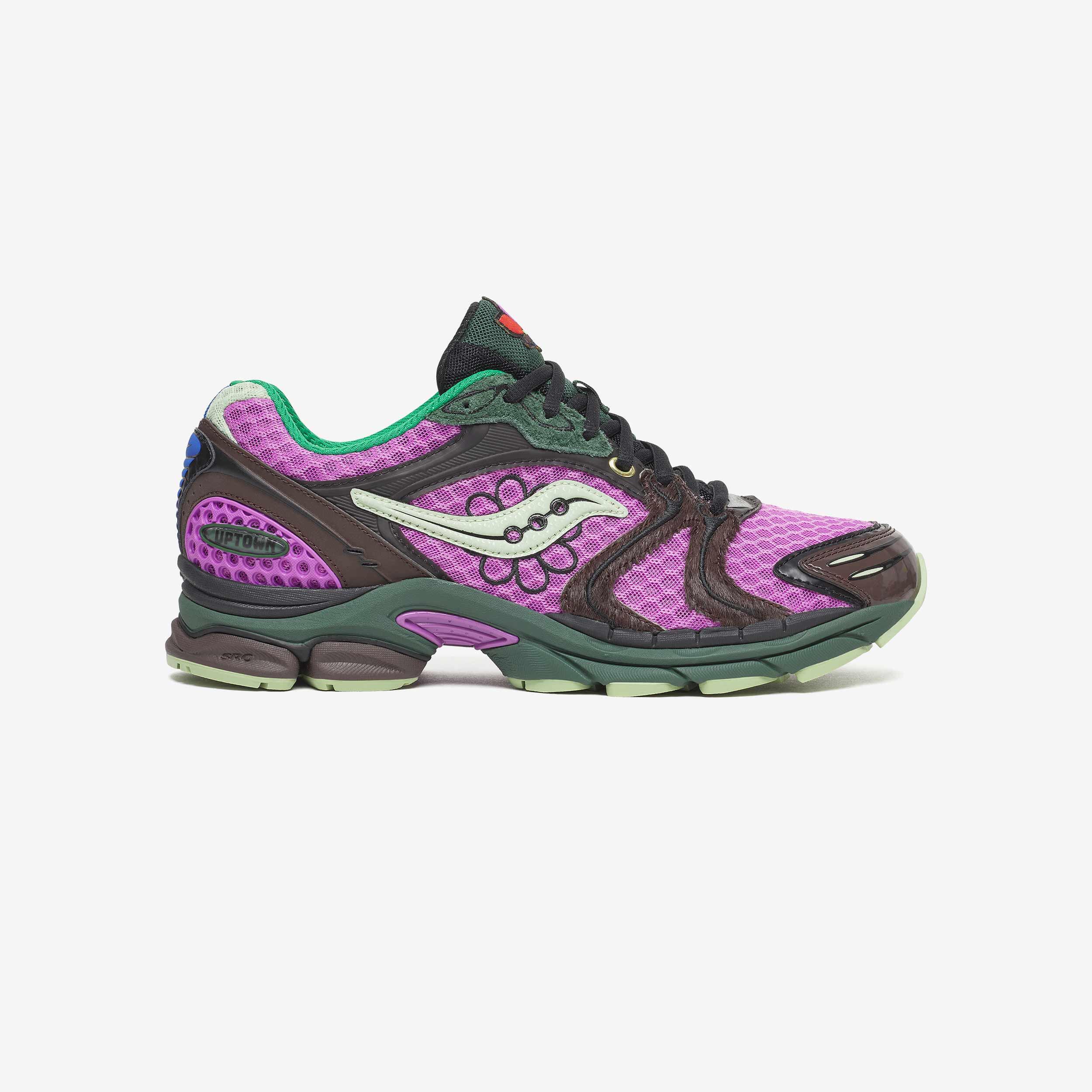 SAUCONY picture