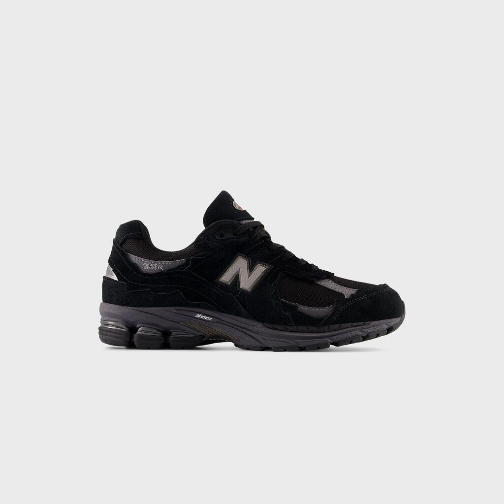 New Balance U2002DX low shoes - Black / Magnet