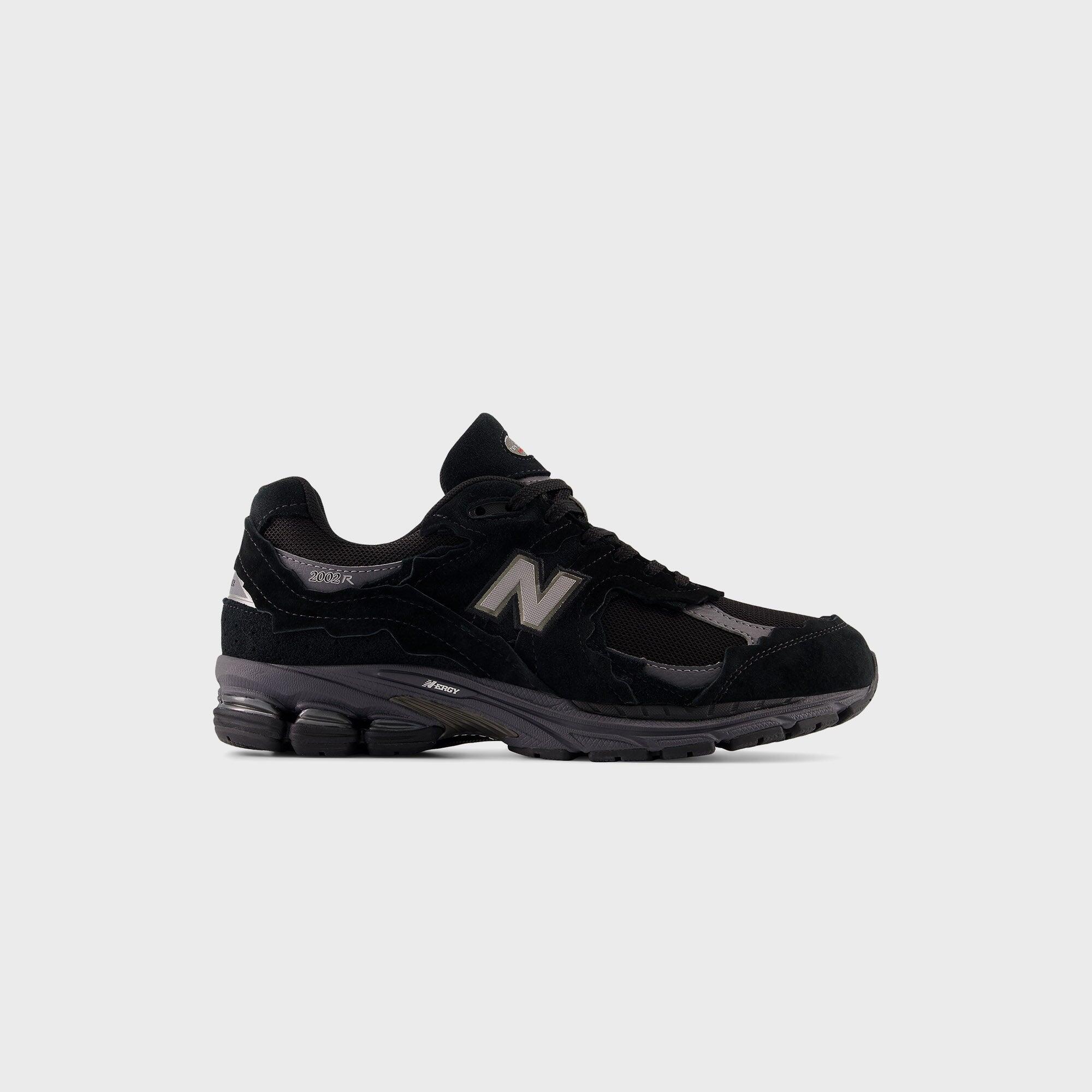 New Balance 2002R Gore-Tex Protection Pack - Black Magnet | Decathlon
