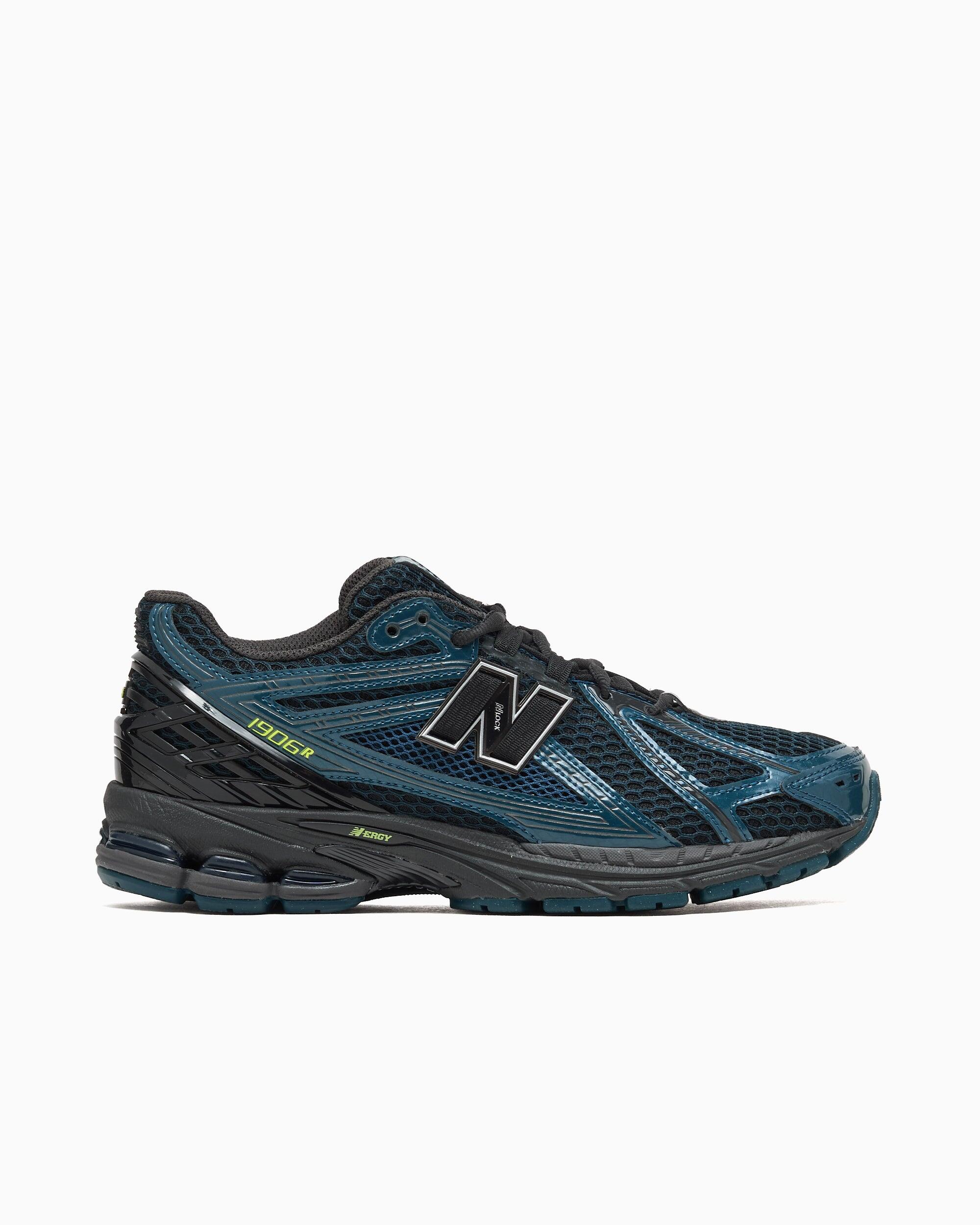 NEW BALANCE picture
