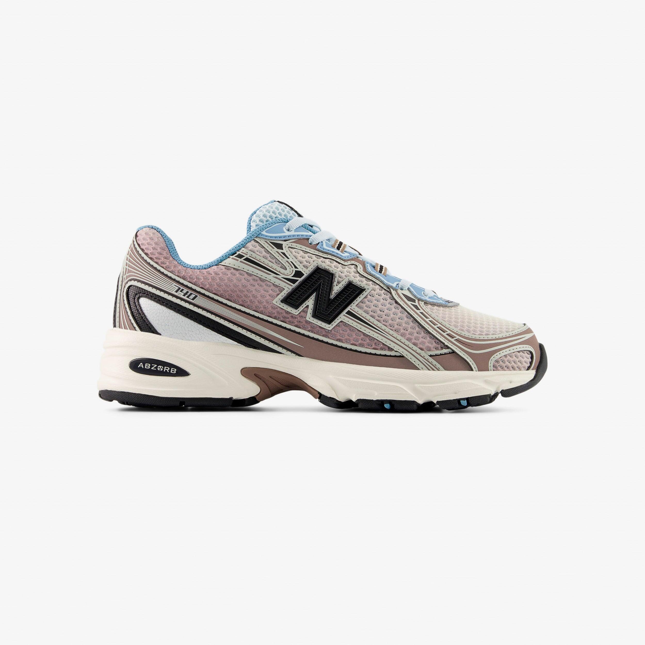 NEW BALANCE picture