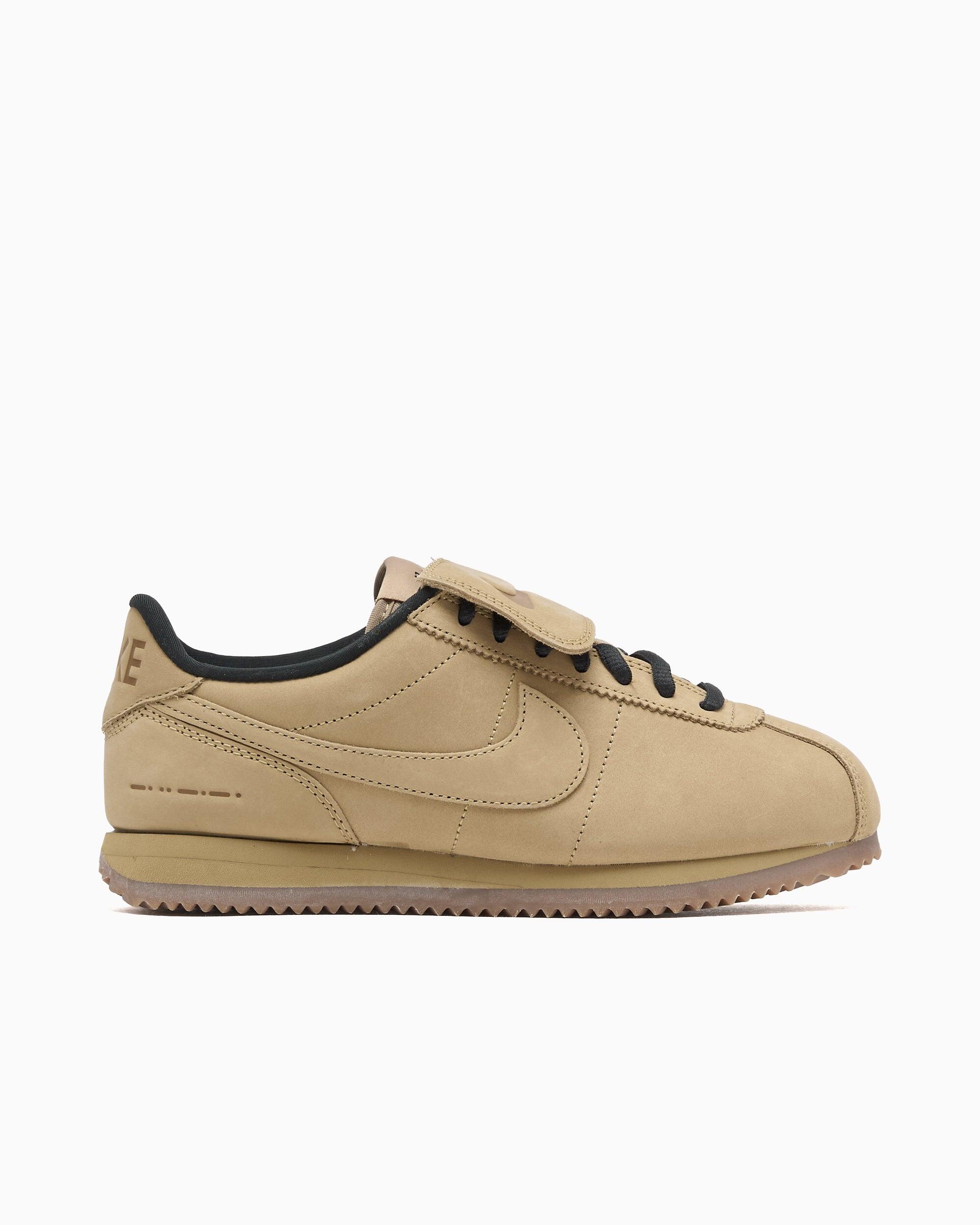 NIKE picture