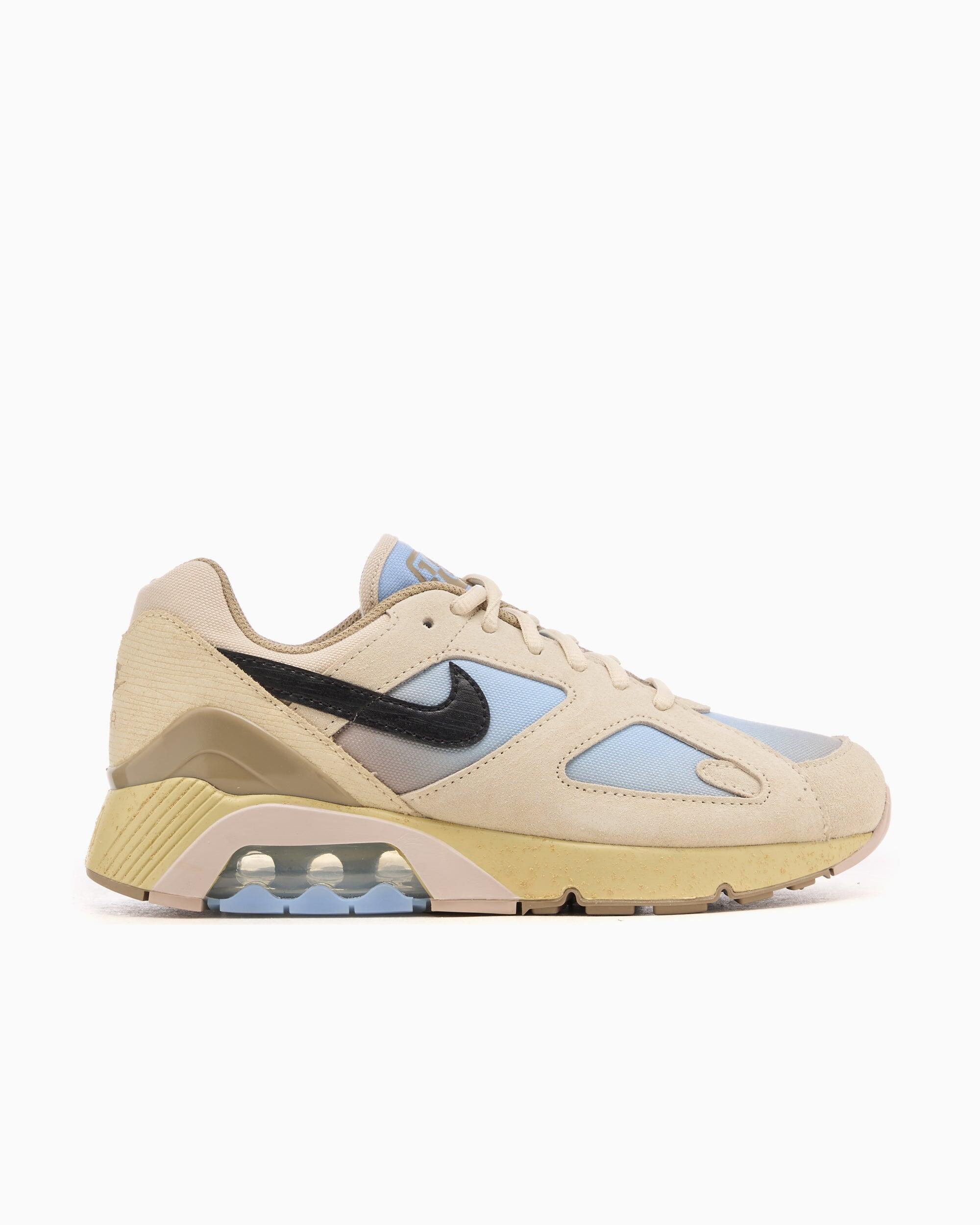 NIKE picture