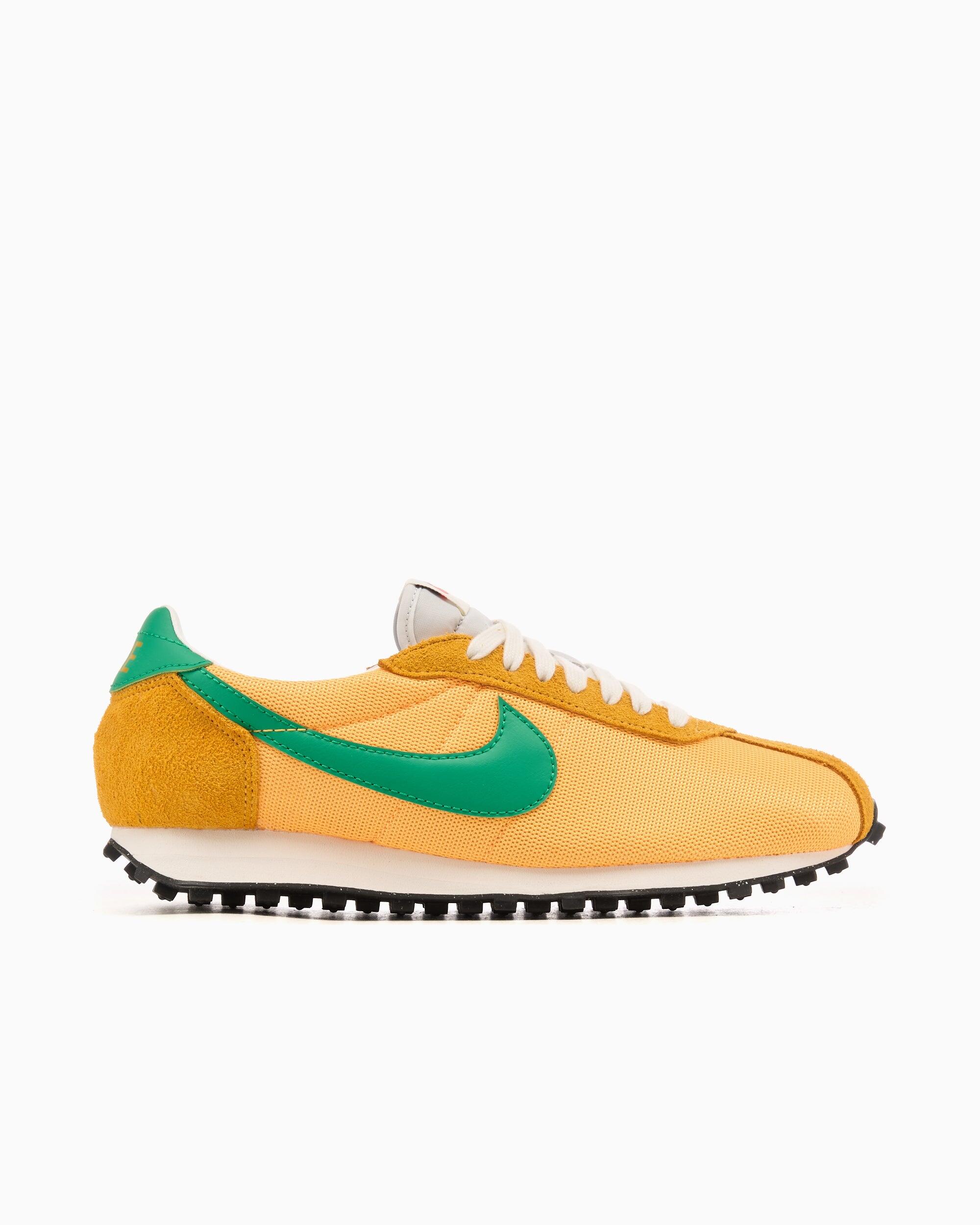 NIKE picture