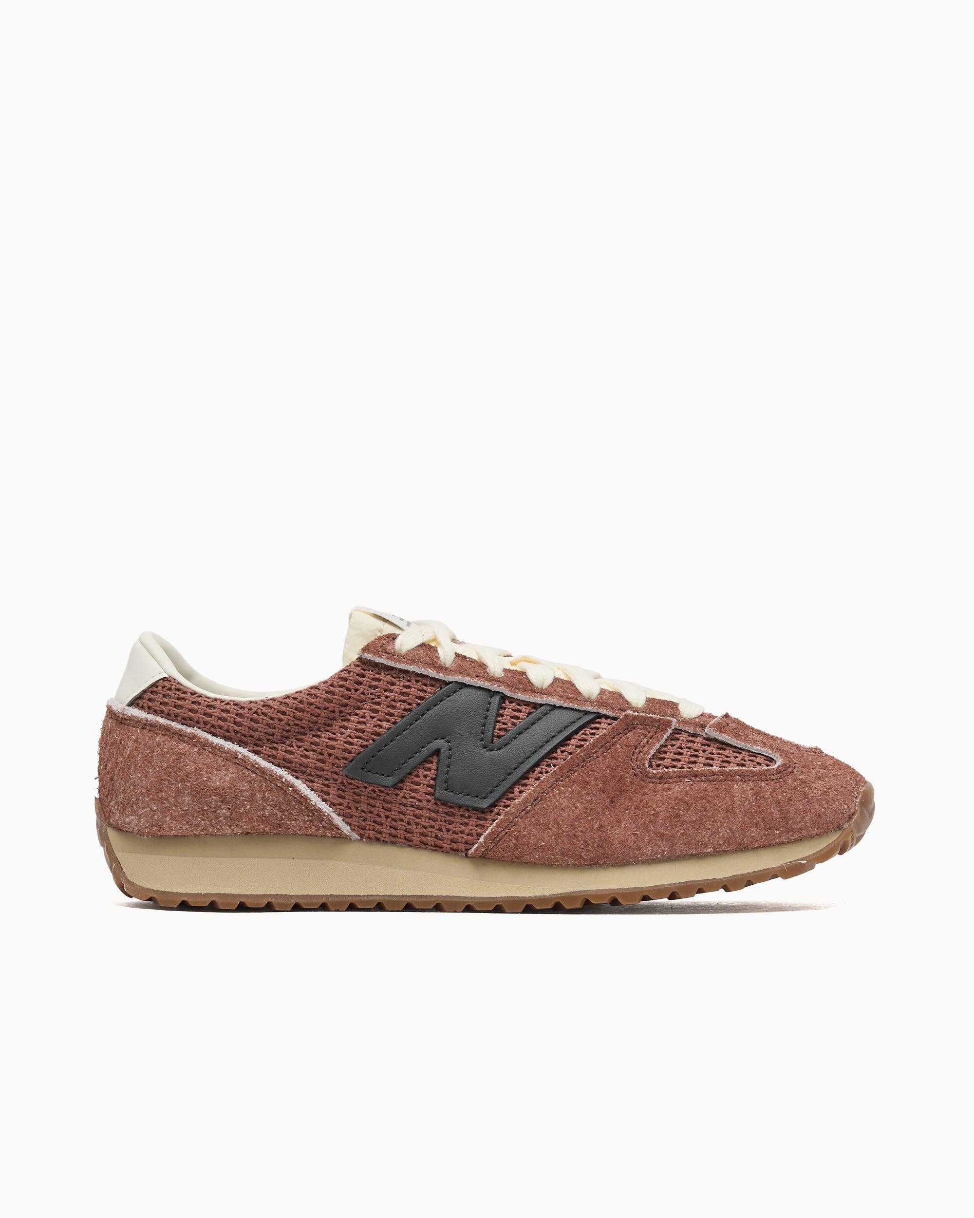 NEW BALANCE picture