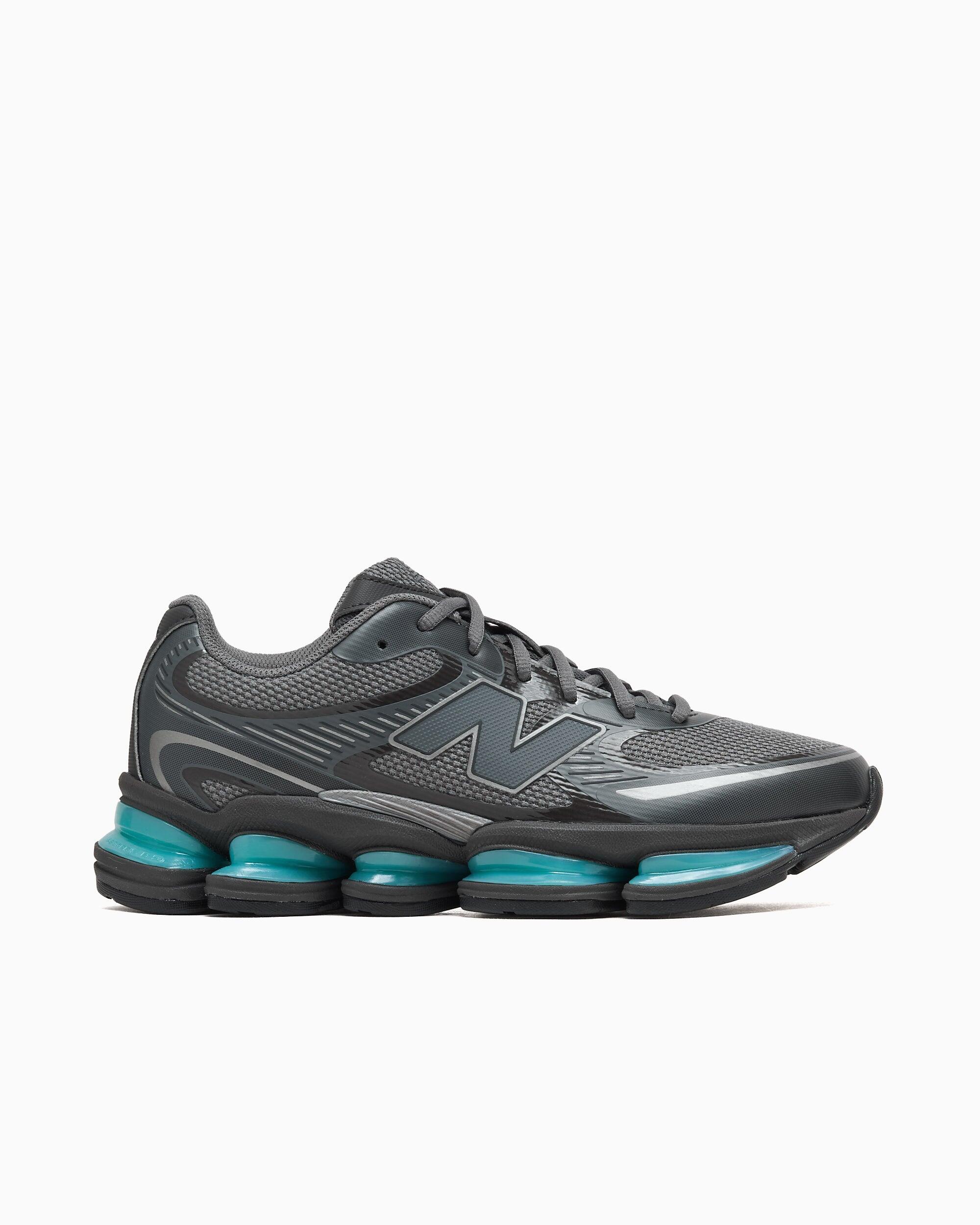 NEW BALANCE picture
