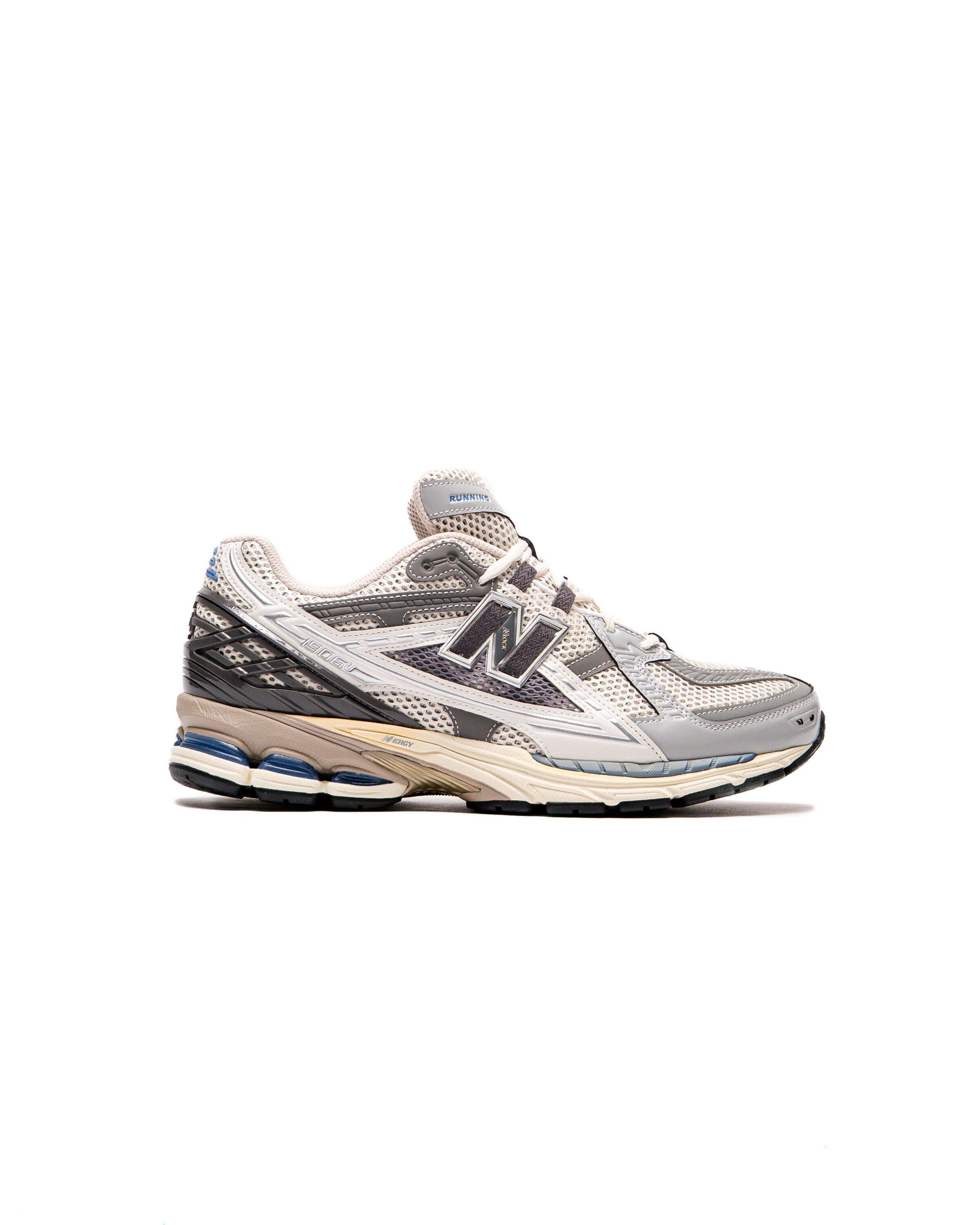 NEW BALANCE picture