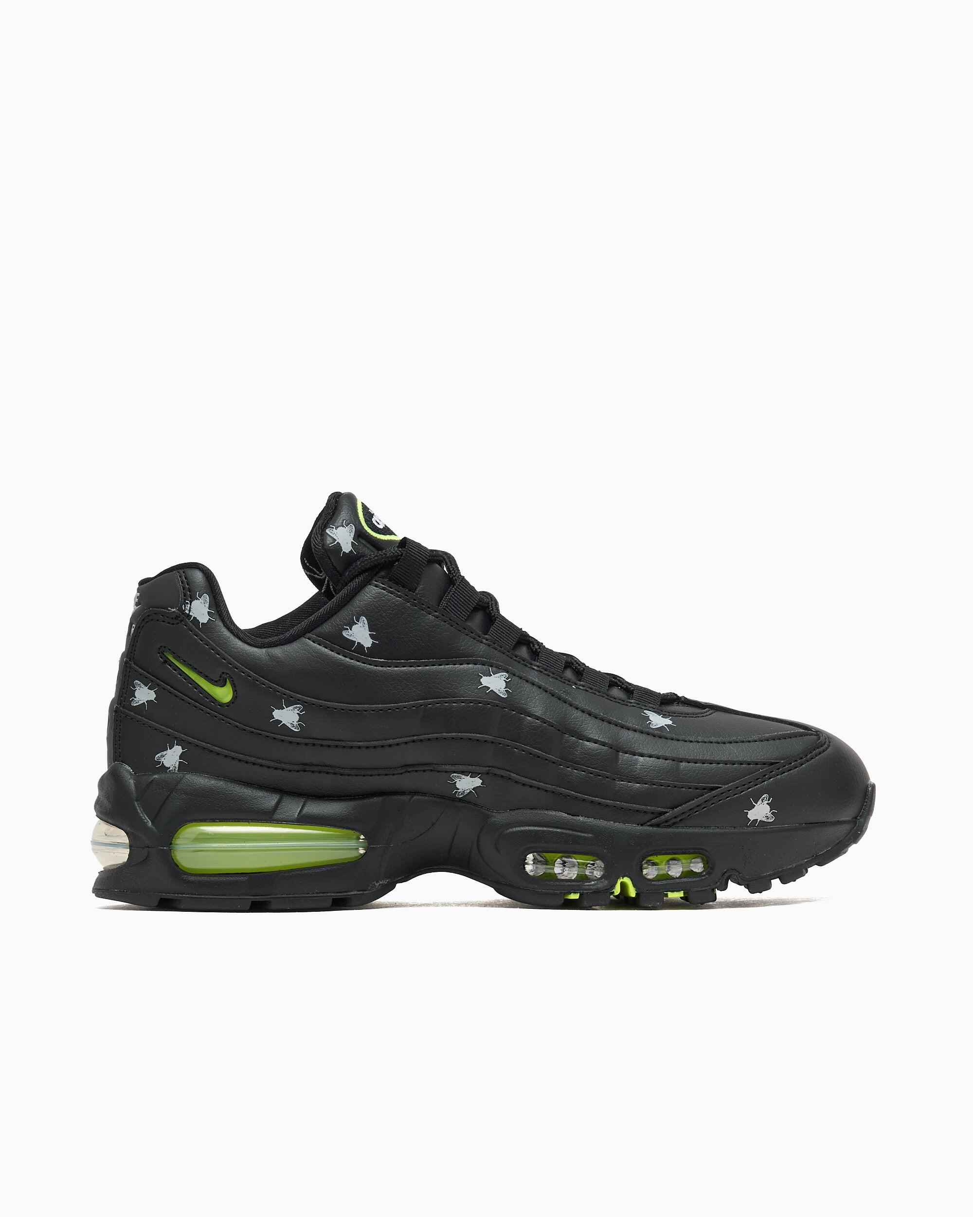 NIKE picture