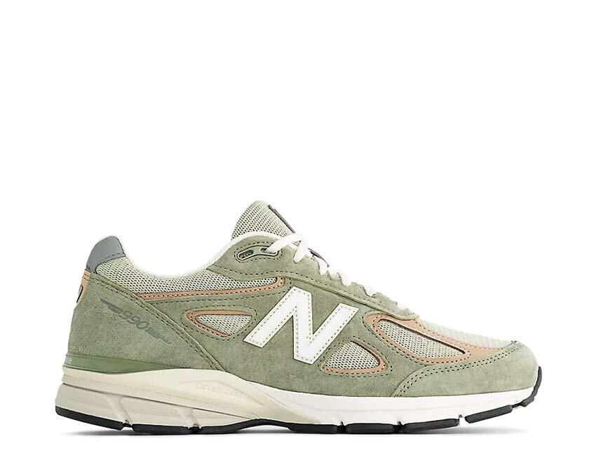 NEW BALANCE picture
