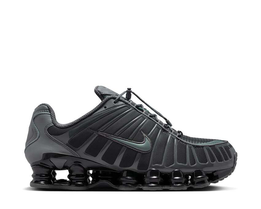 NIKE picture