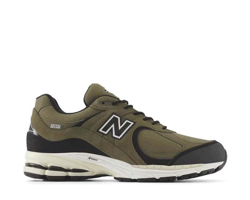NEW BALANCE picture