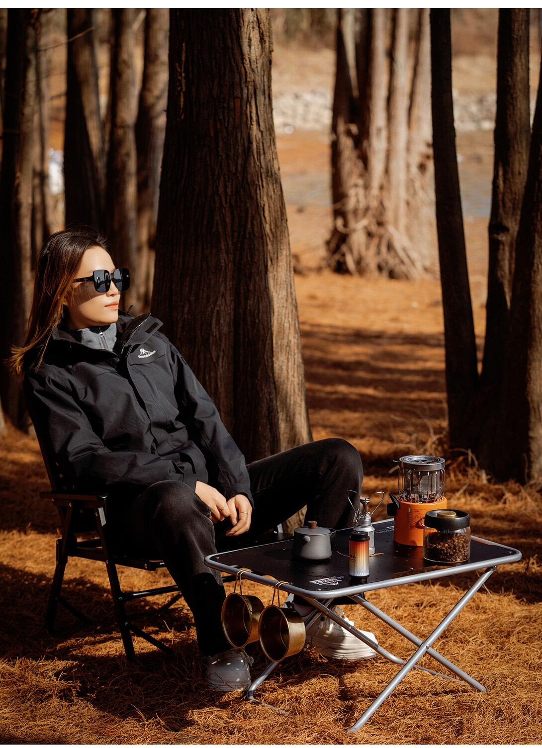 Mountainhiker folding camping table - black
