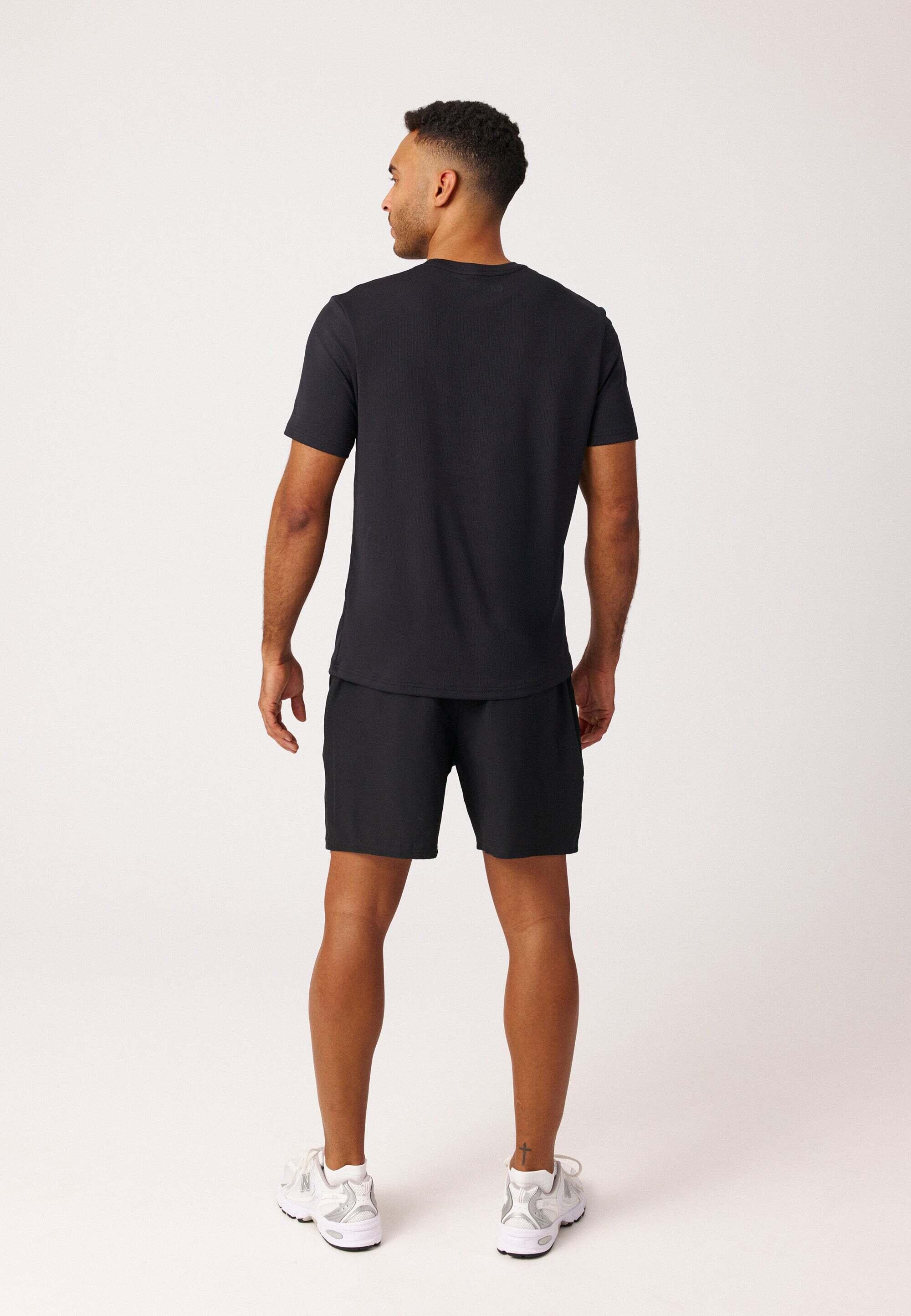 TRAININGSSHIRT ALLOVER MESH HERREN 2/4