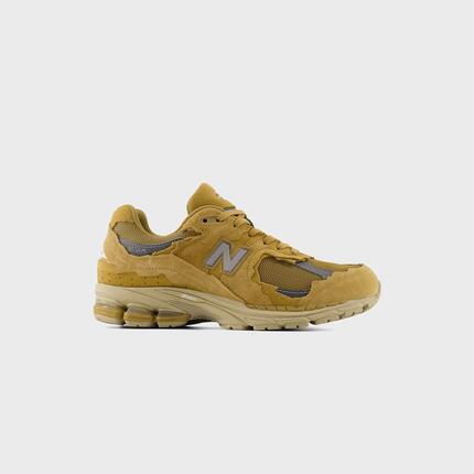 New Balance 2002R Gore-Tex Protection Pack Stucco