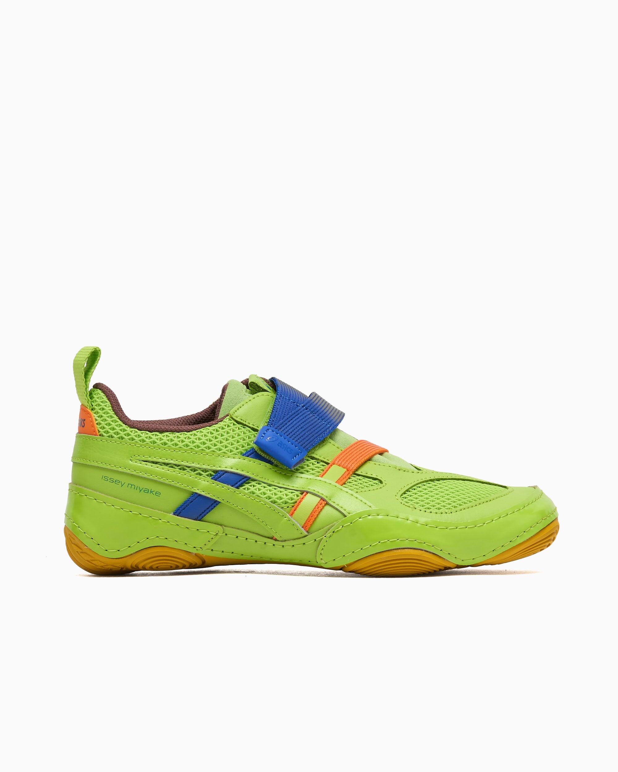 ASICS picture