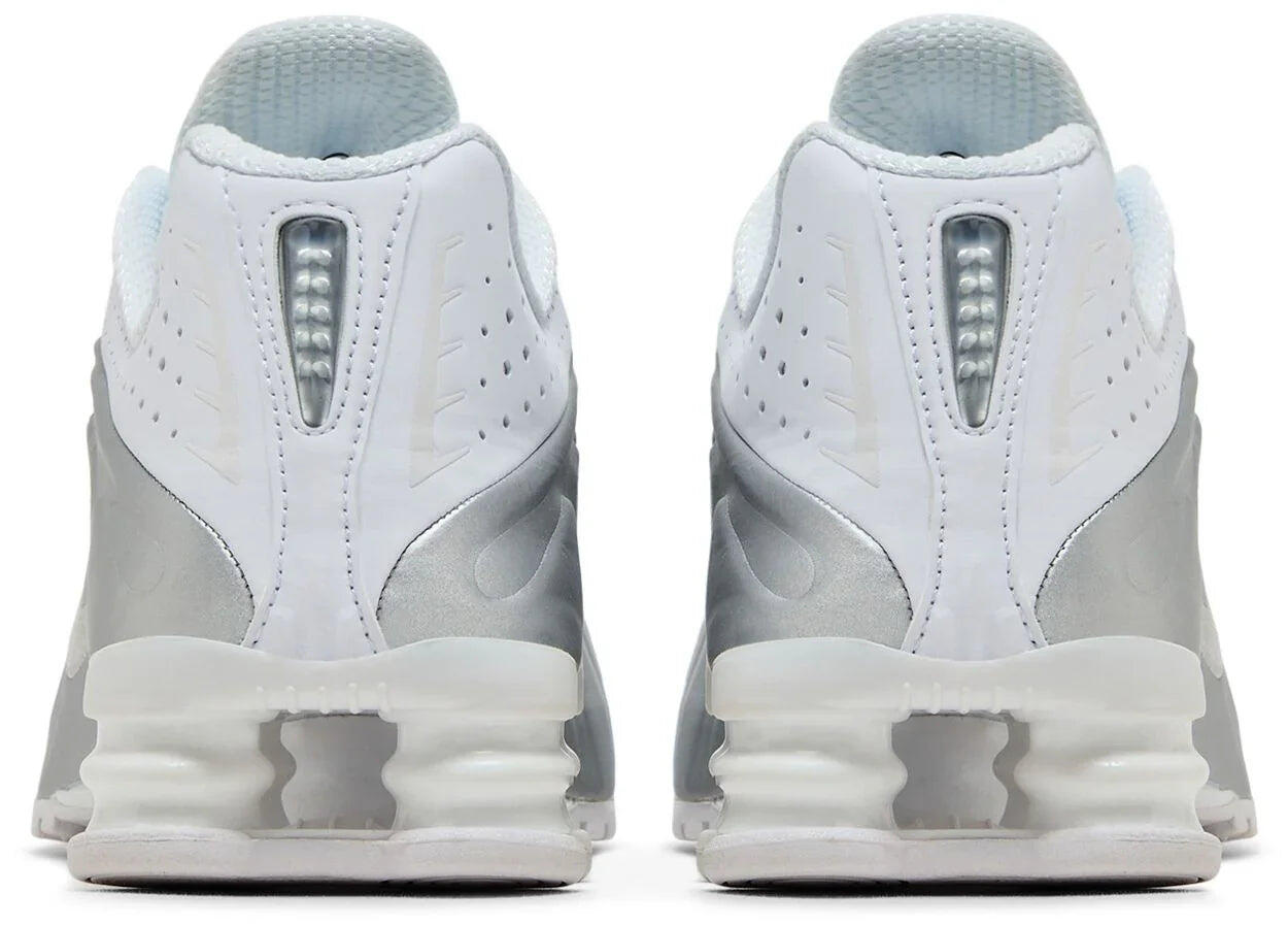 Nike Shox R4 4/5