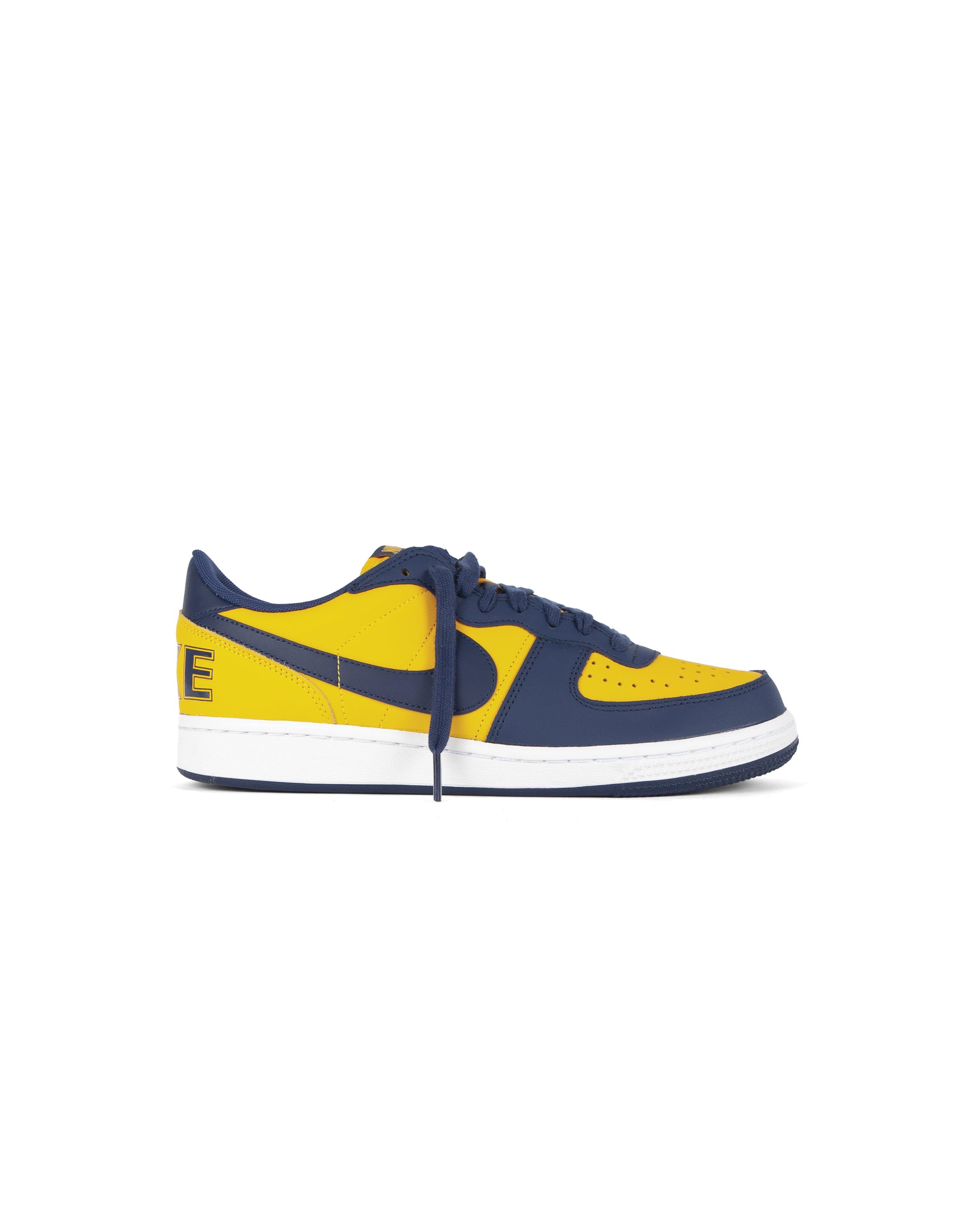 NIKE picture