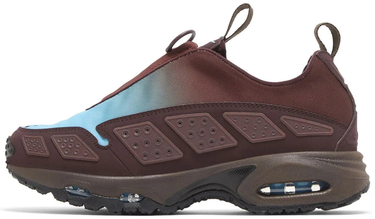 Nike Women's Air Max SNDR Burgundy Crush 2/5