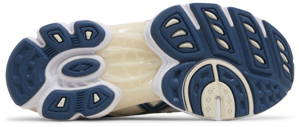 ASICS Gel-Nimbus 9 Damen 3/5