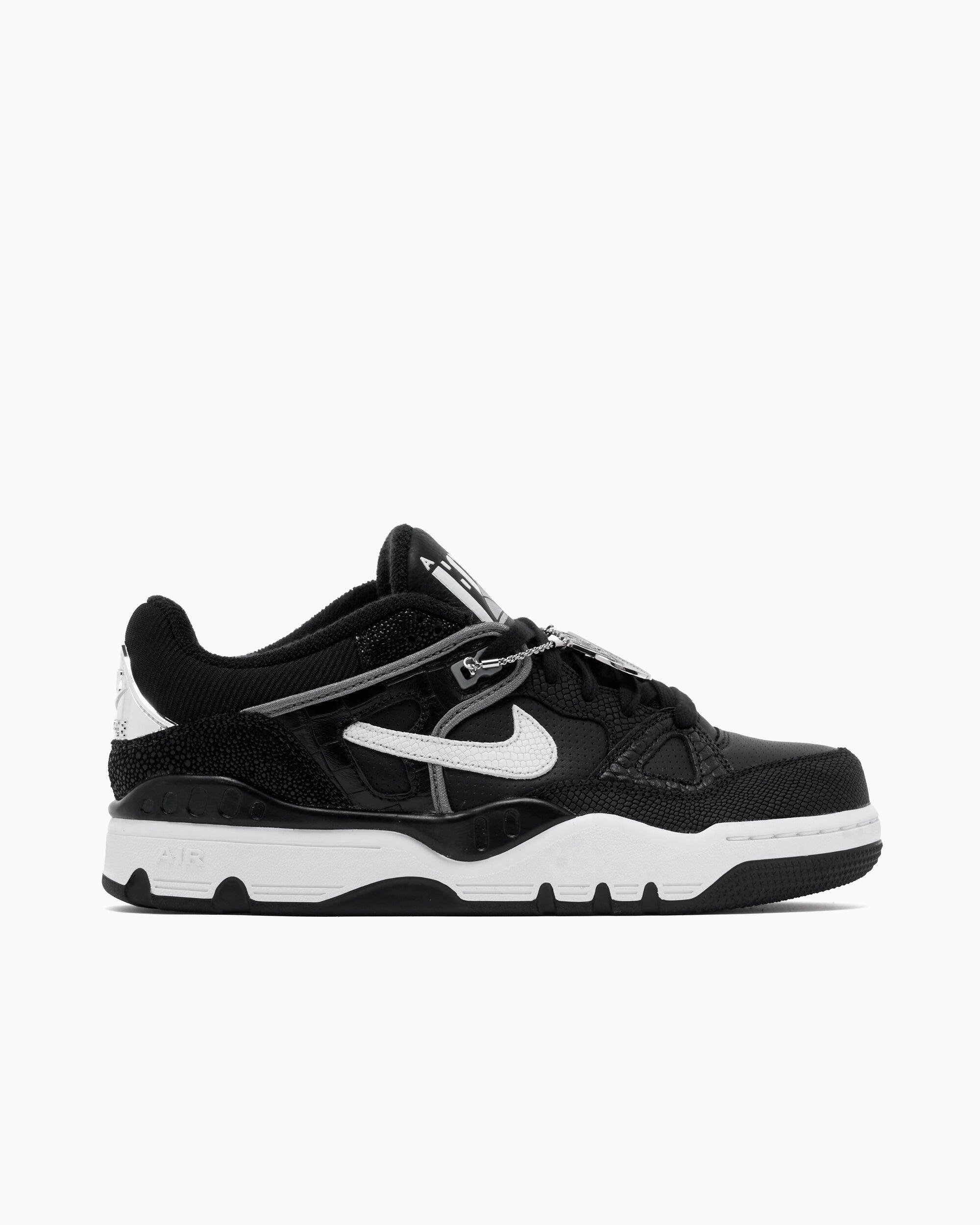 NIKE picture