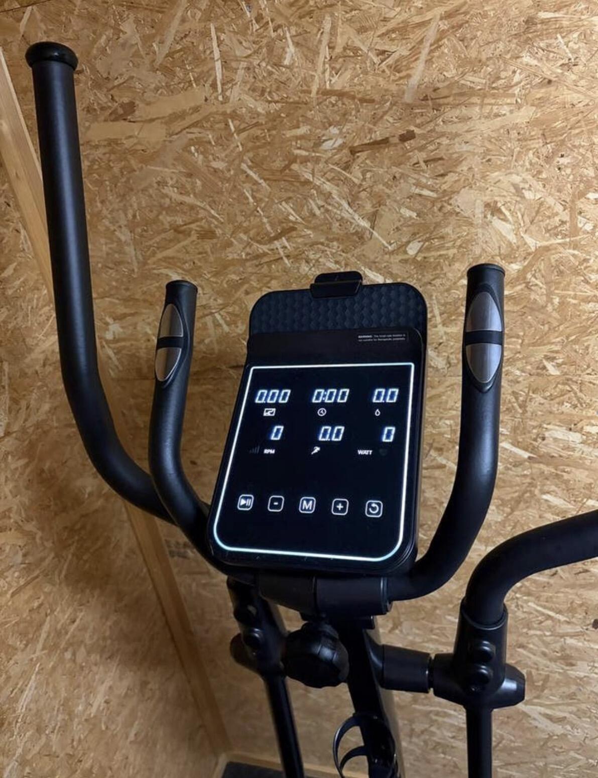 Tussen Particulieren - Crosstrainer Reebok 3/7