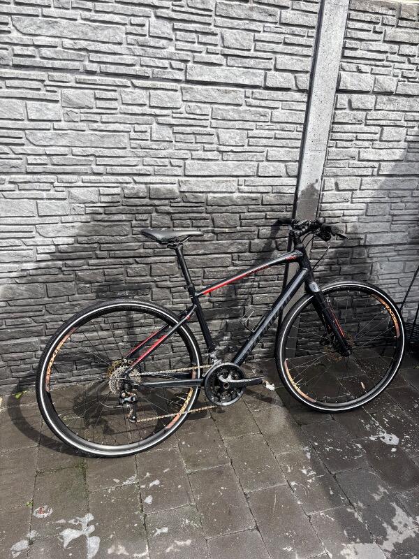 Tussen Particulieren - Specialized Sirrus 3.0 2/4
