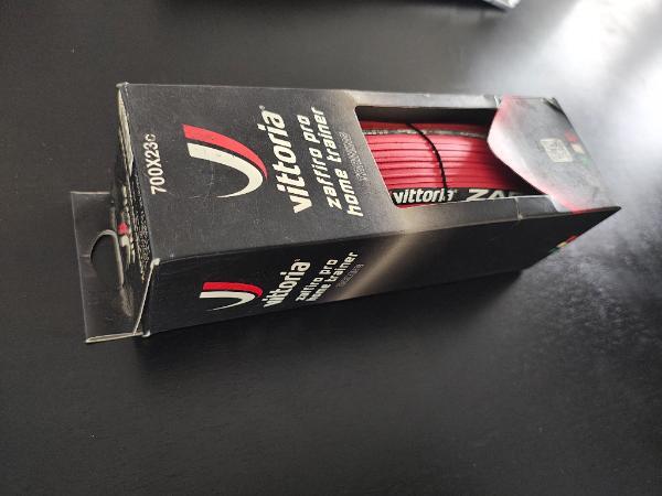 Entre Particuliers - Vittoria Zaffiro Pro Home Trainer 2/2