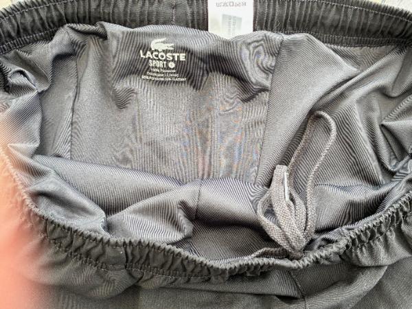 Tussen Particulieren - Lacoste 2 in 1 korte broek Maat 5 2/2