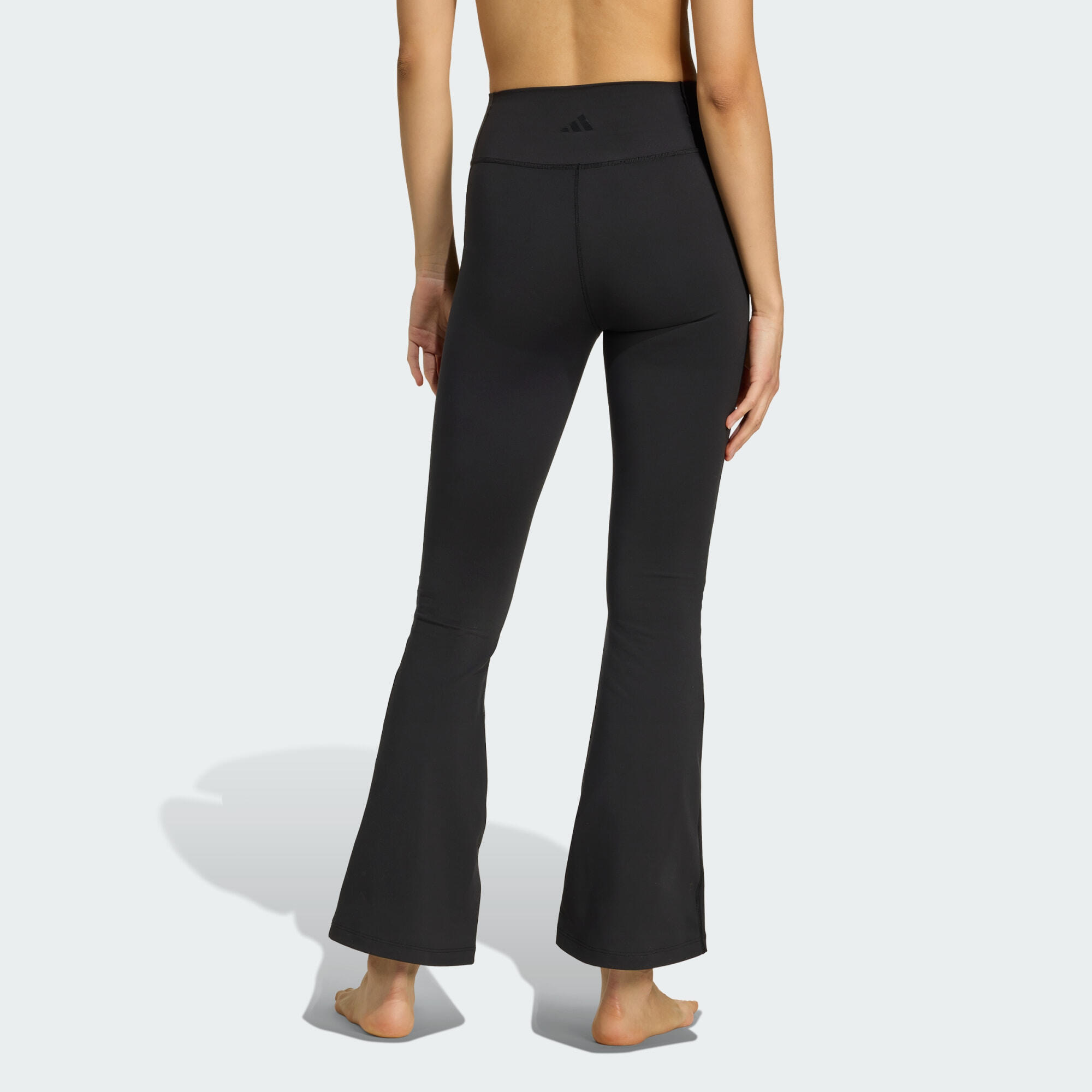 All Me Essentials Flare Leggings 3/6