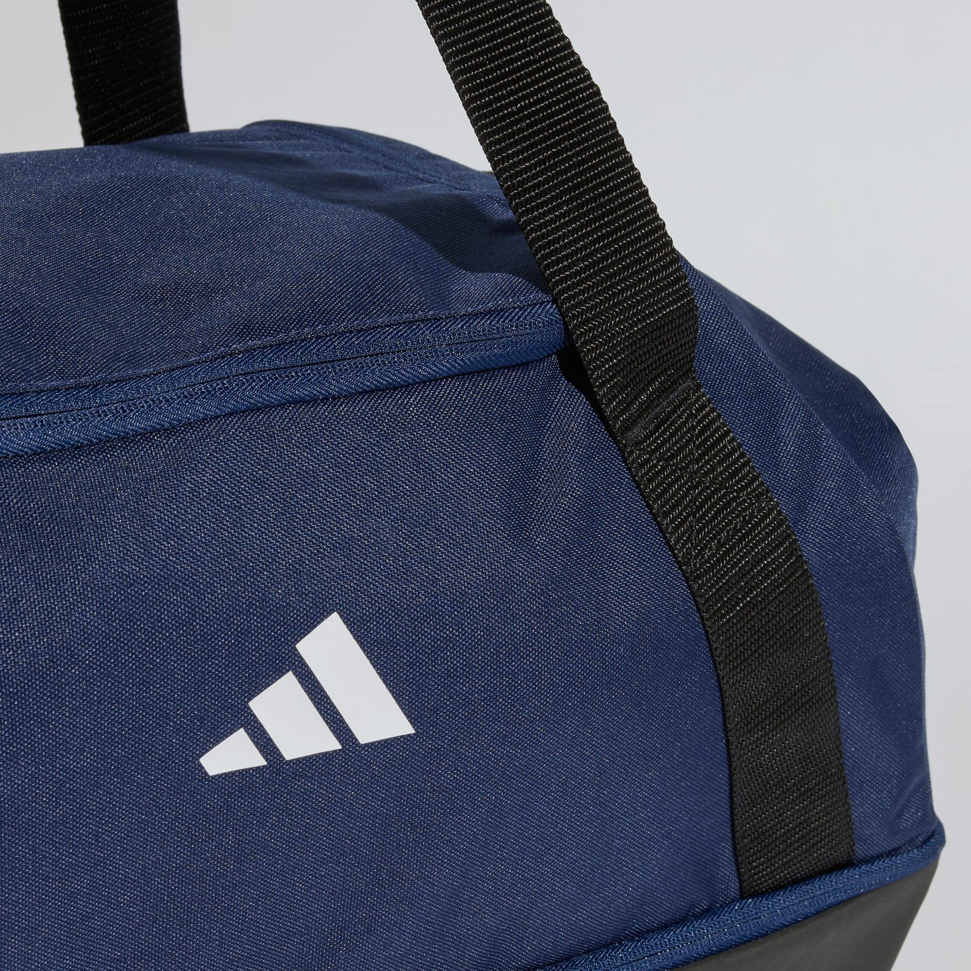 SAC DE SPORT TIRO PETIT FORMAT AVEC COMPARTIMENT INFÉRIEUR 6/7