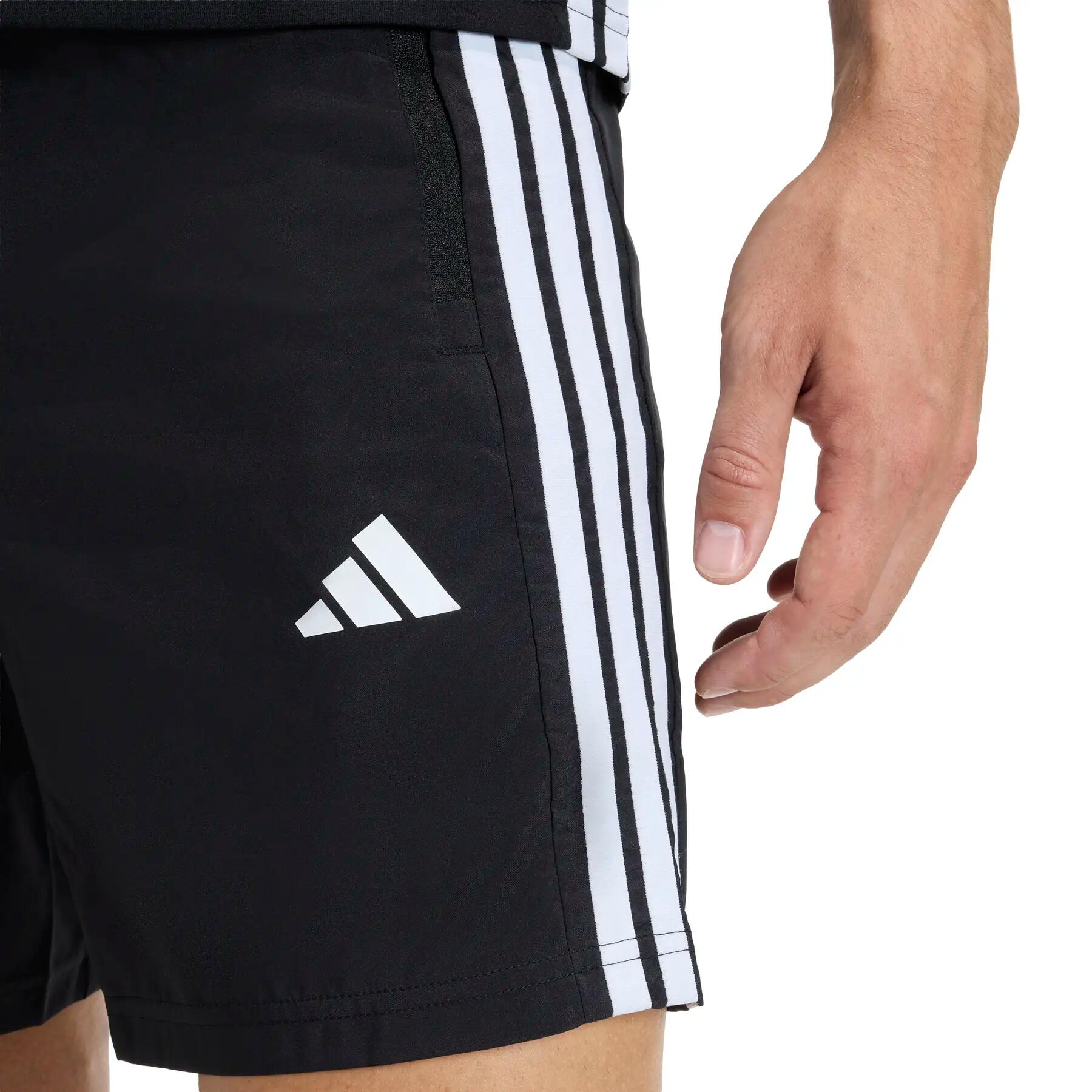 WORKOUT ESSENTIALS BASE 3-STREIFEN WOVEN SHORTS 7/8