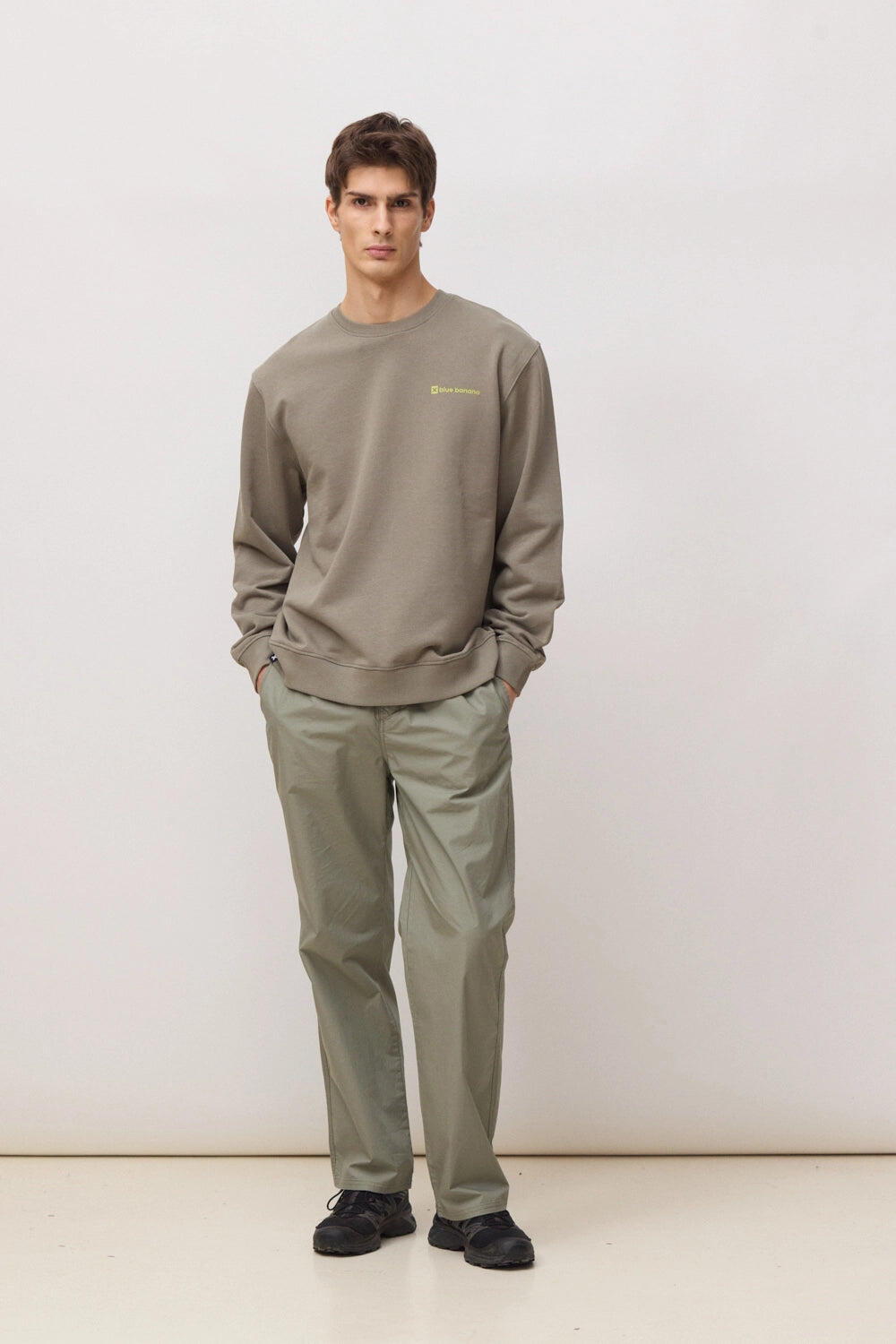 Sudadera Blue Banana Olive Green de Algodón 100% Orgánico 3/7