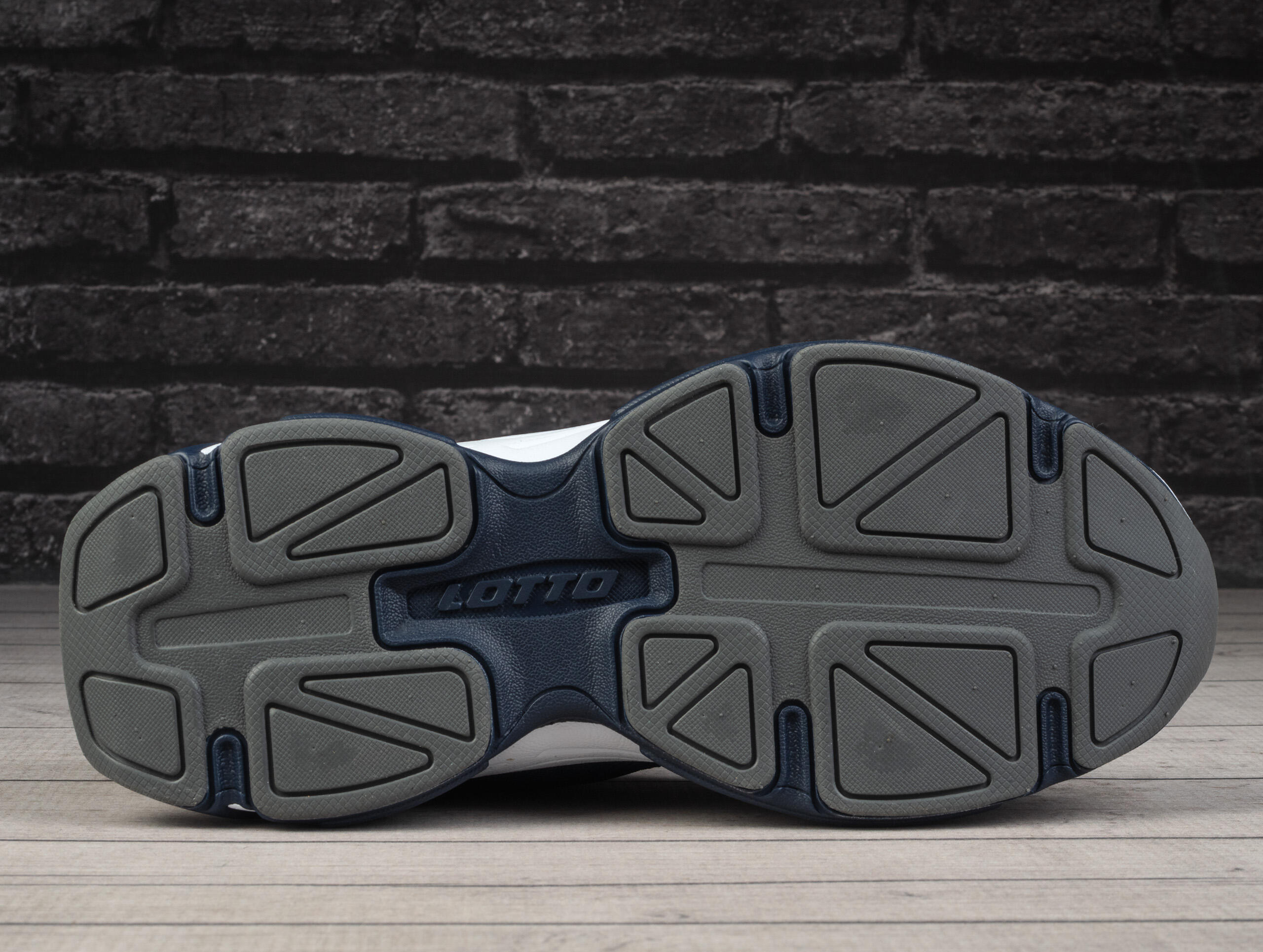 Buty sneakersy męskie sportowe Lotto WANY 5/6