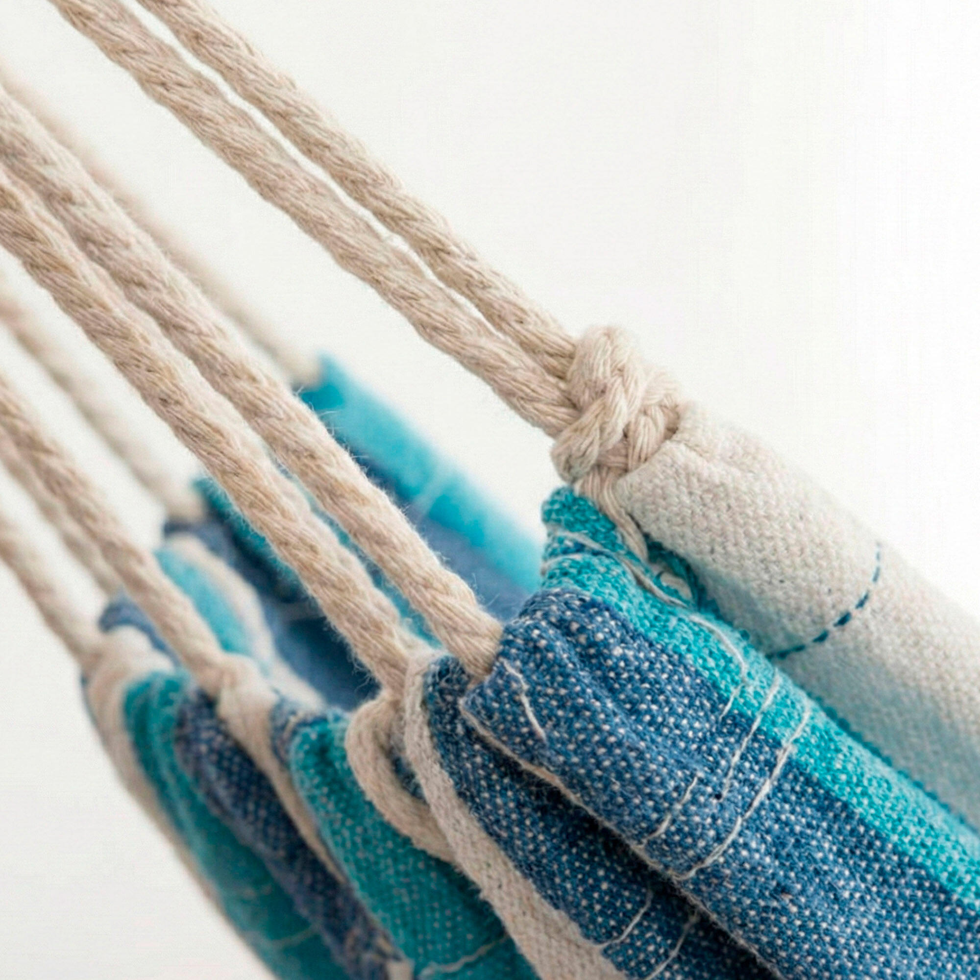 Hamac autoportant avec structure en acier et tissu en polyester 5/7