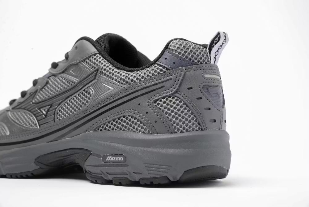 Mizuno MXR Sport Quiet Shade 4/7