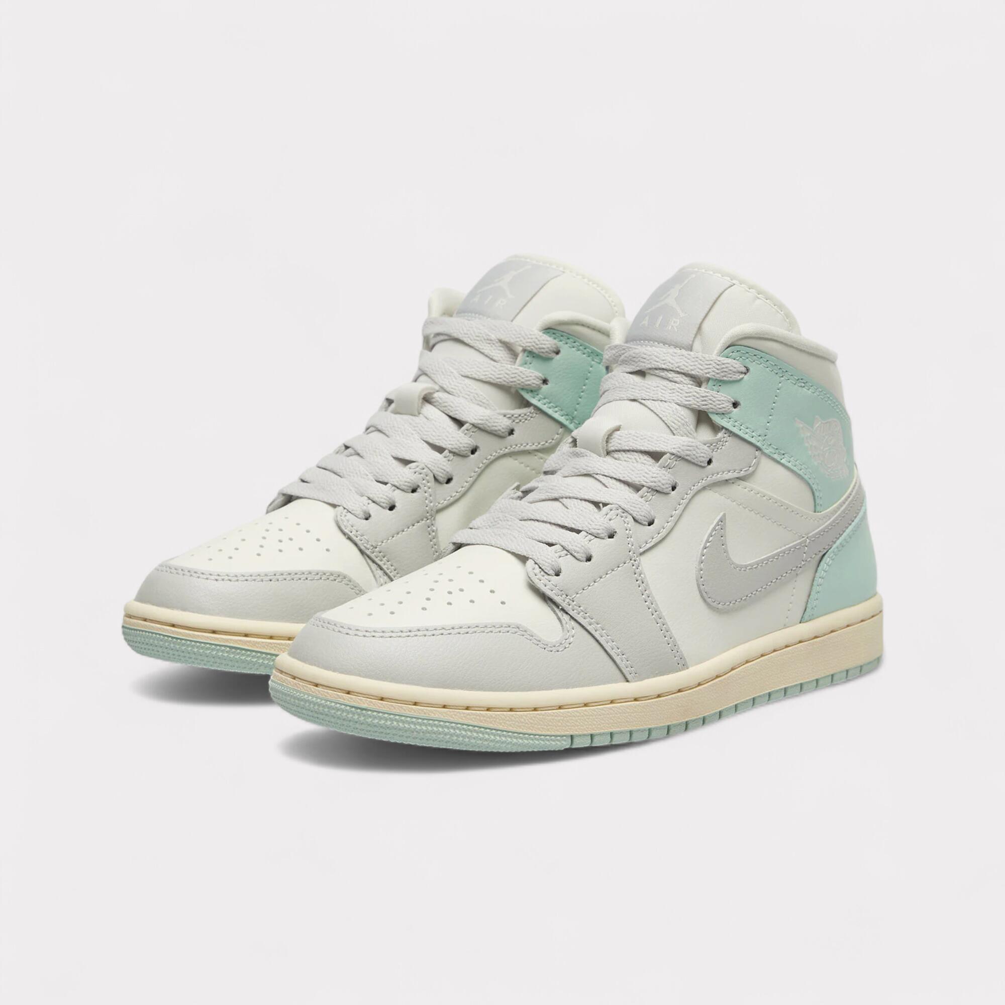Air Jordan 1 Mid - Football Grey Igloo 2/7