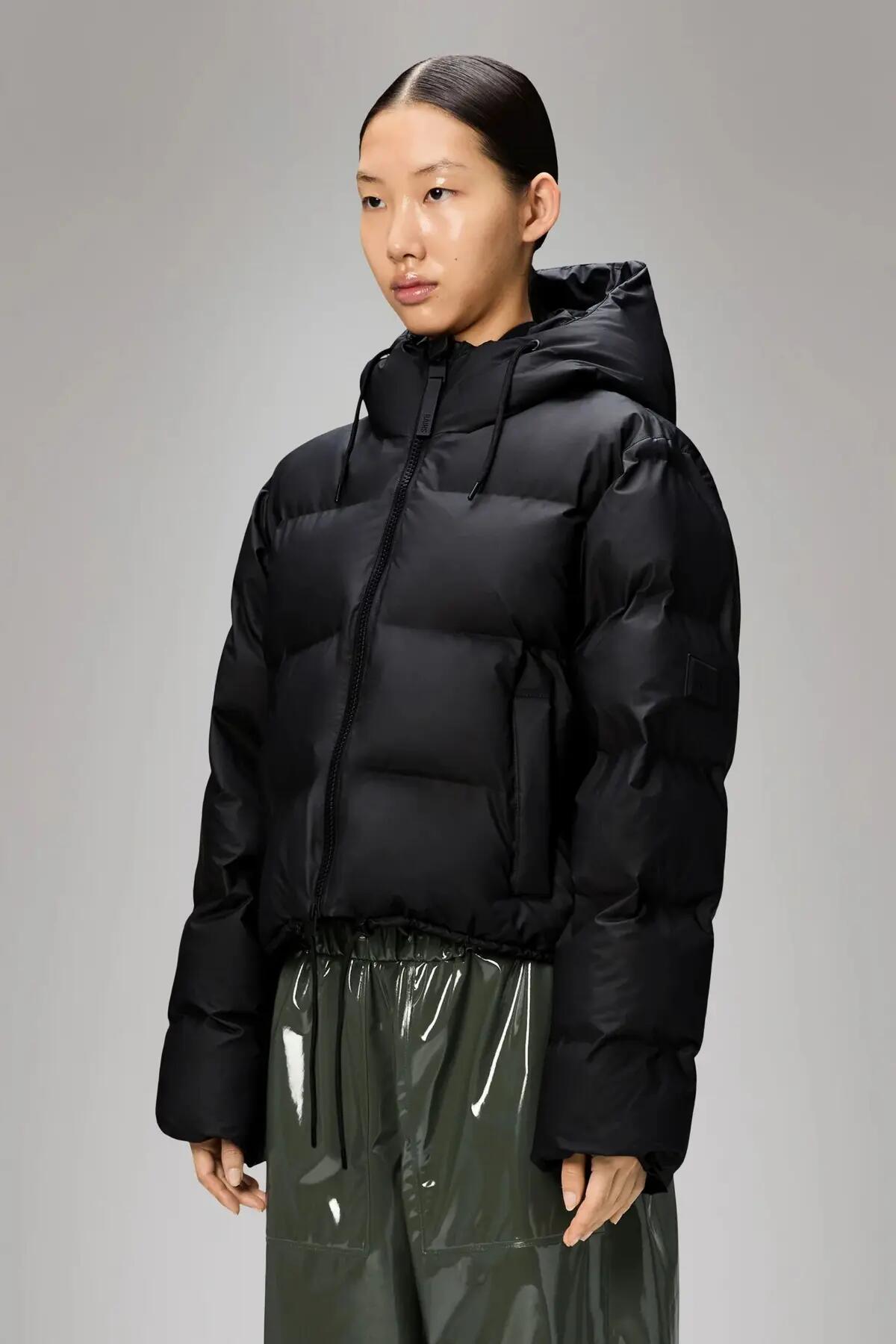 Kurtka RAINS ALTA SHORT PUFFER JACKET W3T Czarny 5/5