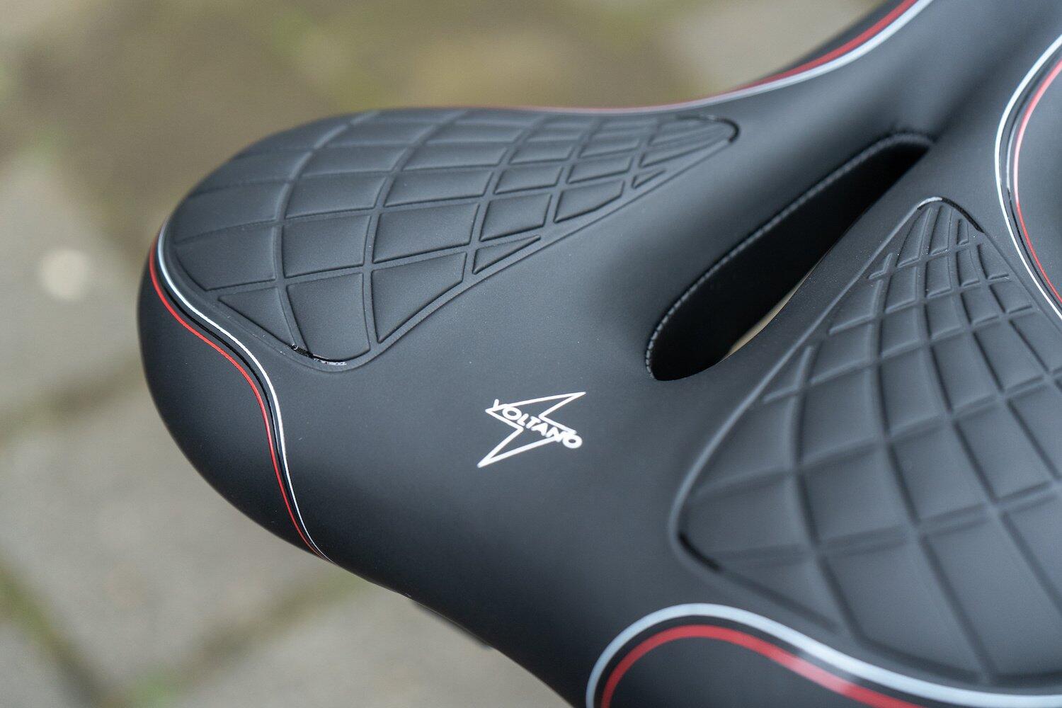 Voltano Zen Fietszadel Met Antislip Gelpads - Zwart / Rood 2/7