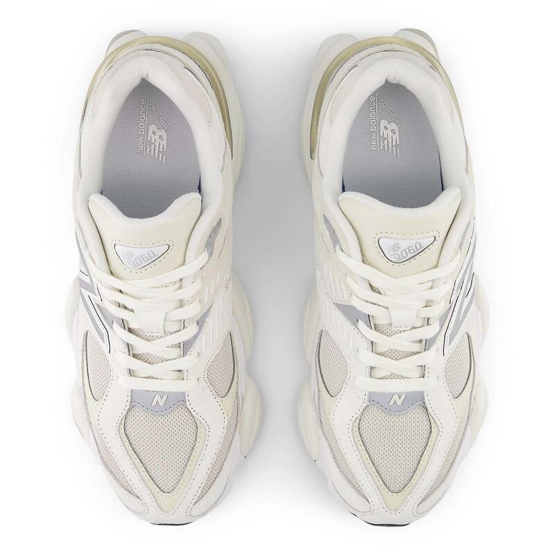 9060 Sea Salt Moonbeam