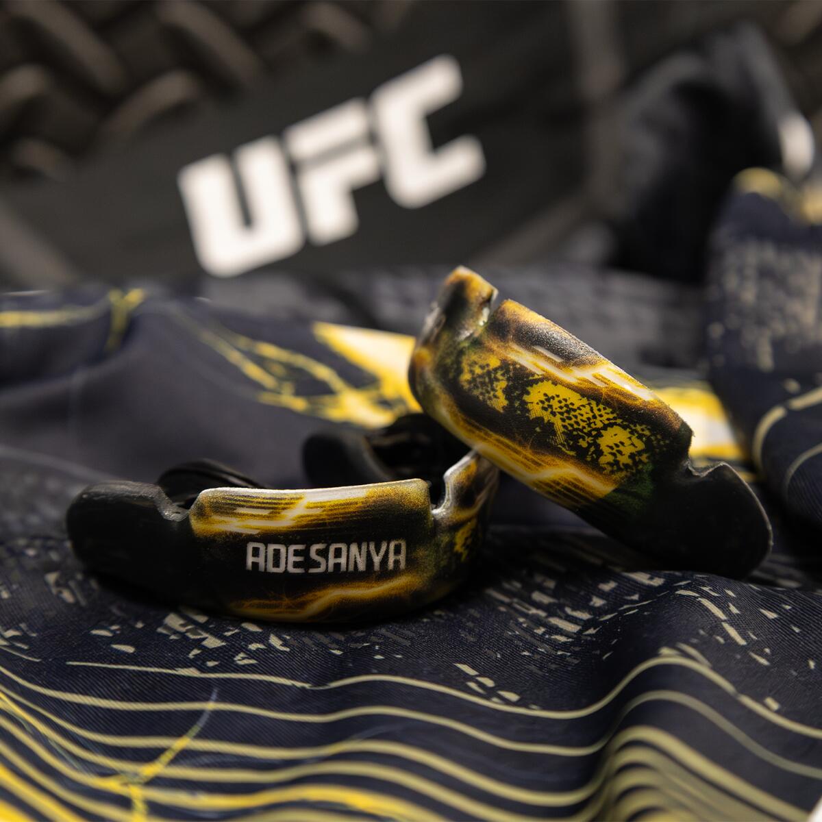 Mundschutz UFC Instant Custom Fit OPRO – Adesanya 5/7