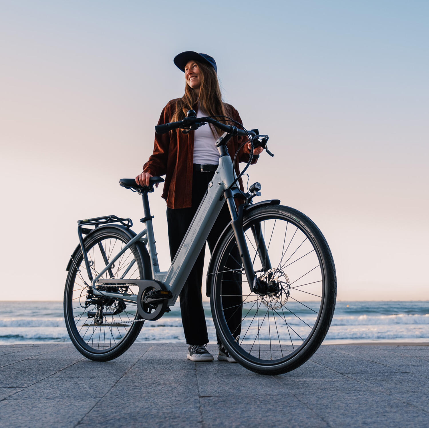 Quartz Bicicleta Eléctrica 28" 250W Sensor de Par Batería 644Wh Autonomía 161 km 6/8
