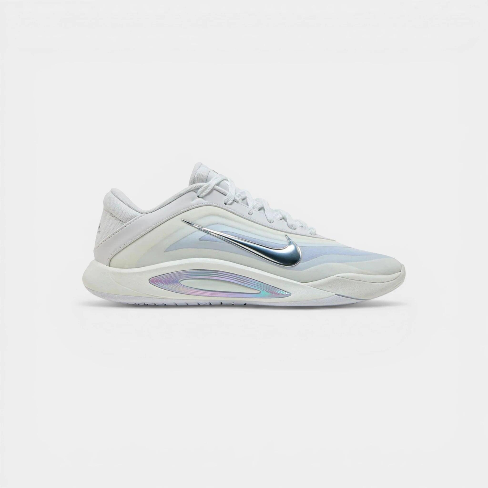 Nike A'One Pearl (Women's) 1/4
