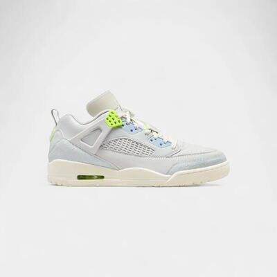 Jordan spizike low photo dust volt