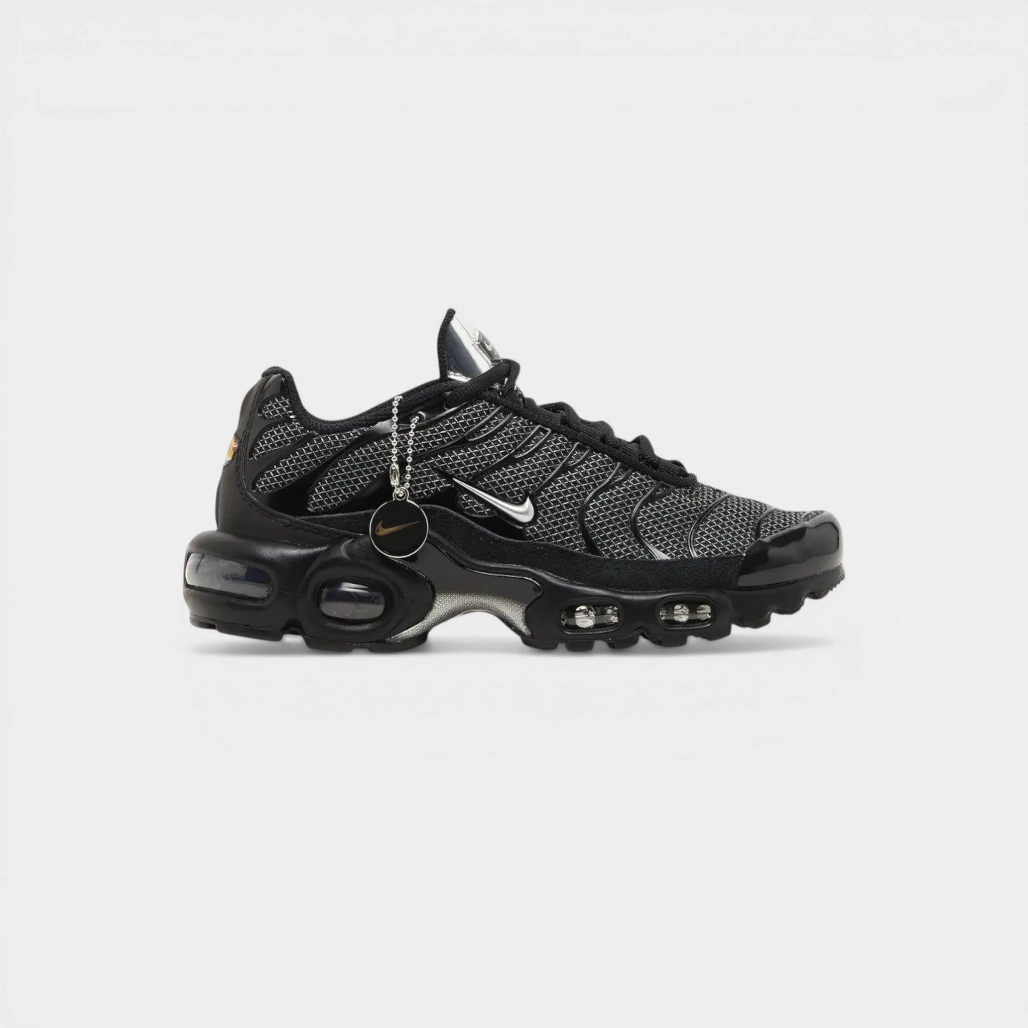 NIKE picture