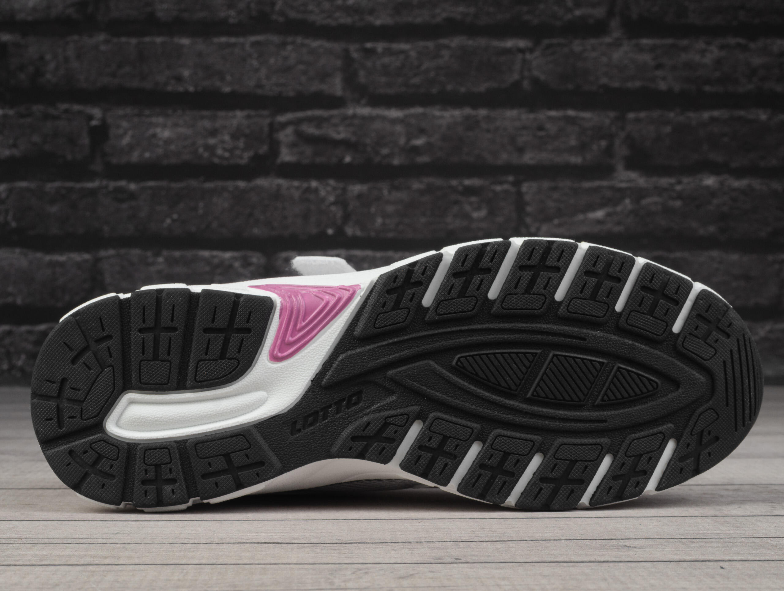 Buty dziecięce sportowe na rzep Lotto KITAURA K 5/7