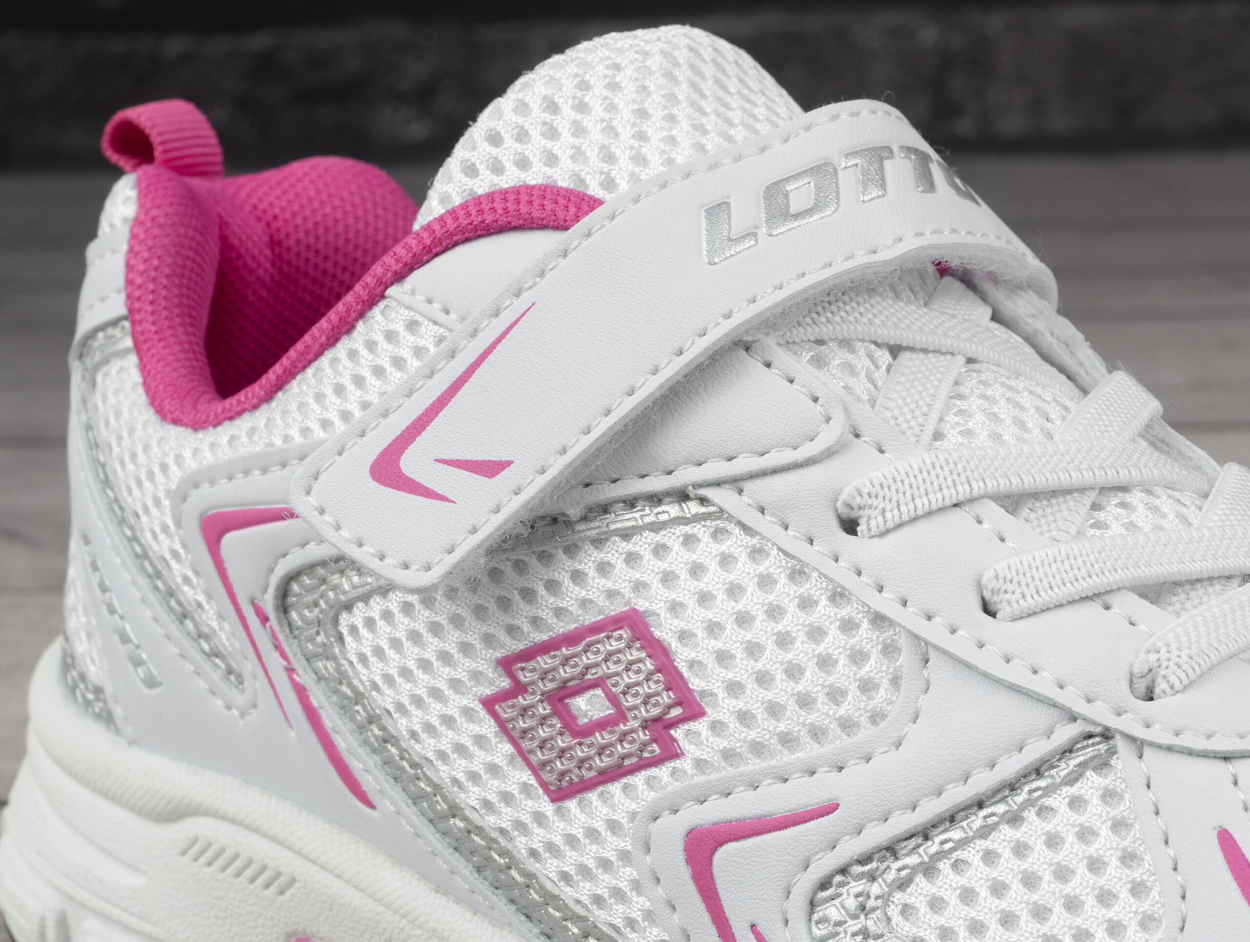 Buty dziecięce sportowe na rzep Lotto KITAURA K 6/7